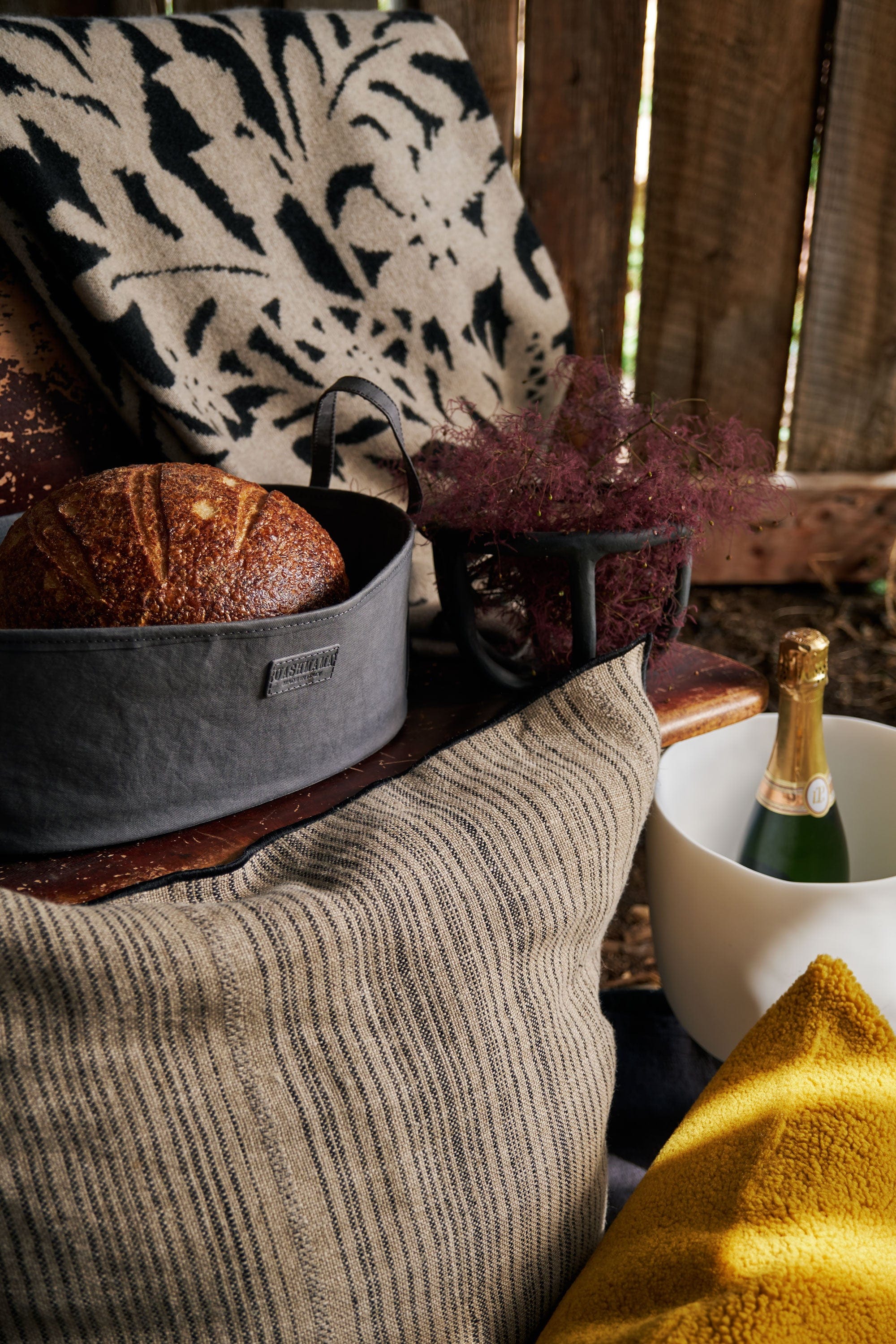 Maison De Vacances Home Pillows 26" X 26" Byzance Canvas Rustique Cushion Naturel/Noir / 26" X 26"