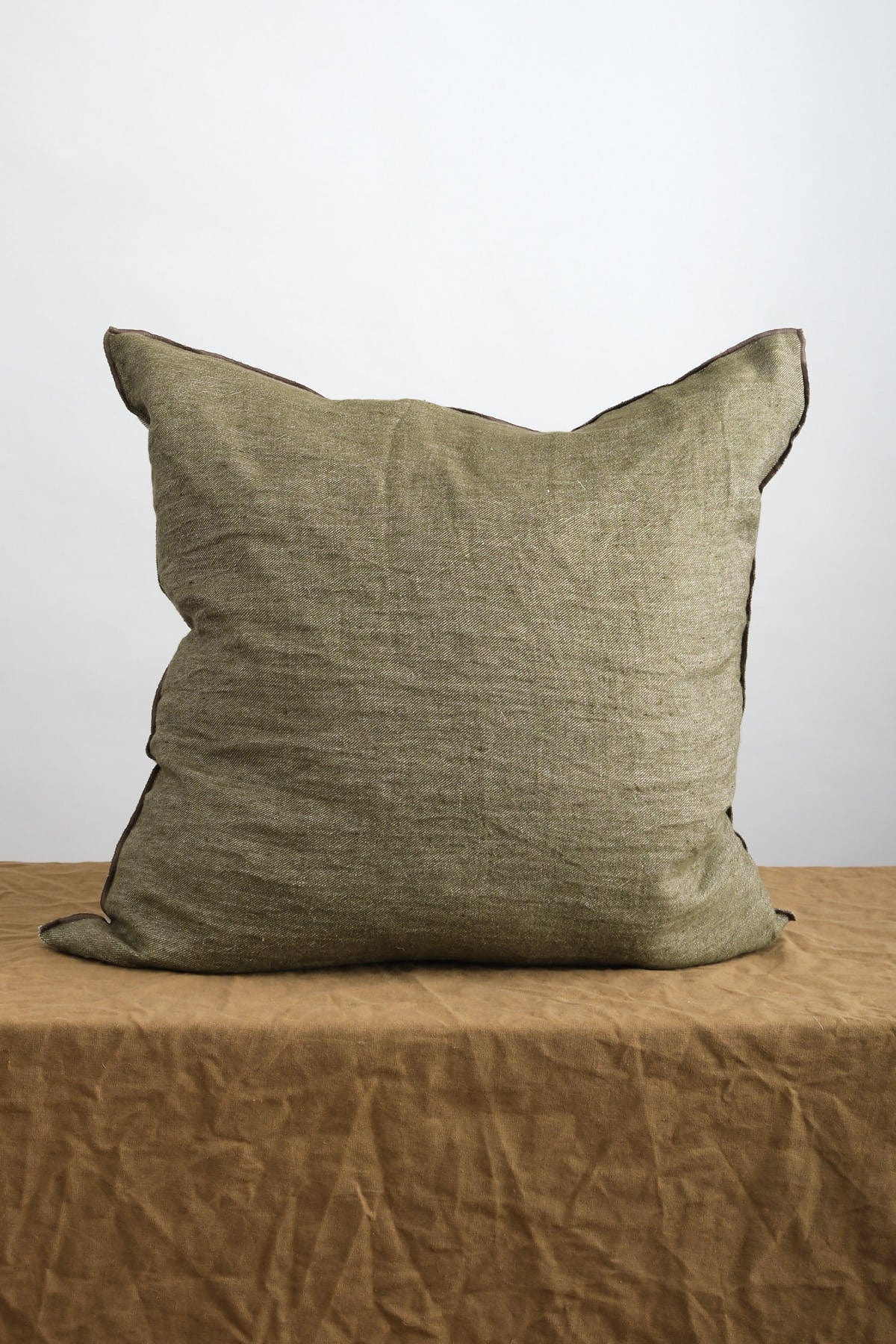 Maison De Vacances Home Pillows 26" X 26" Washed Linen Vice Versa Cushion in Kaki Kaki/Givre / 26" X 26"