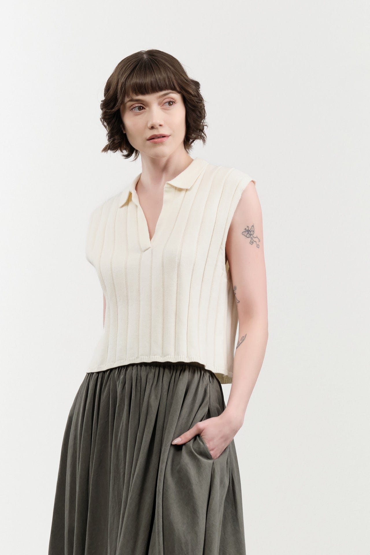 7115 by Szeki Apparel Womens Sweaters Collared Ribbed Vest