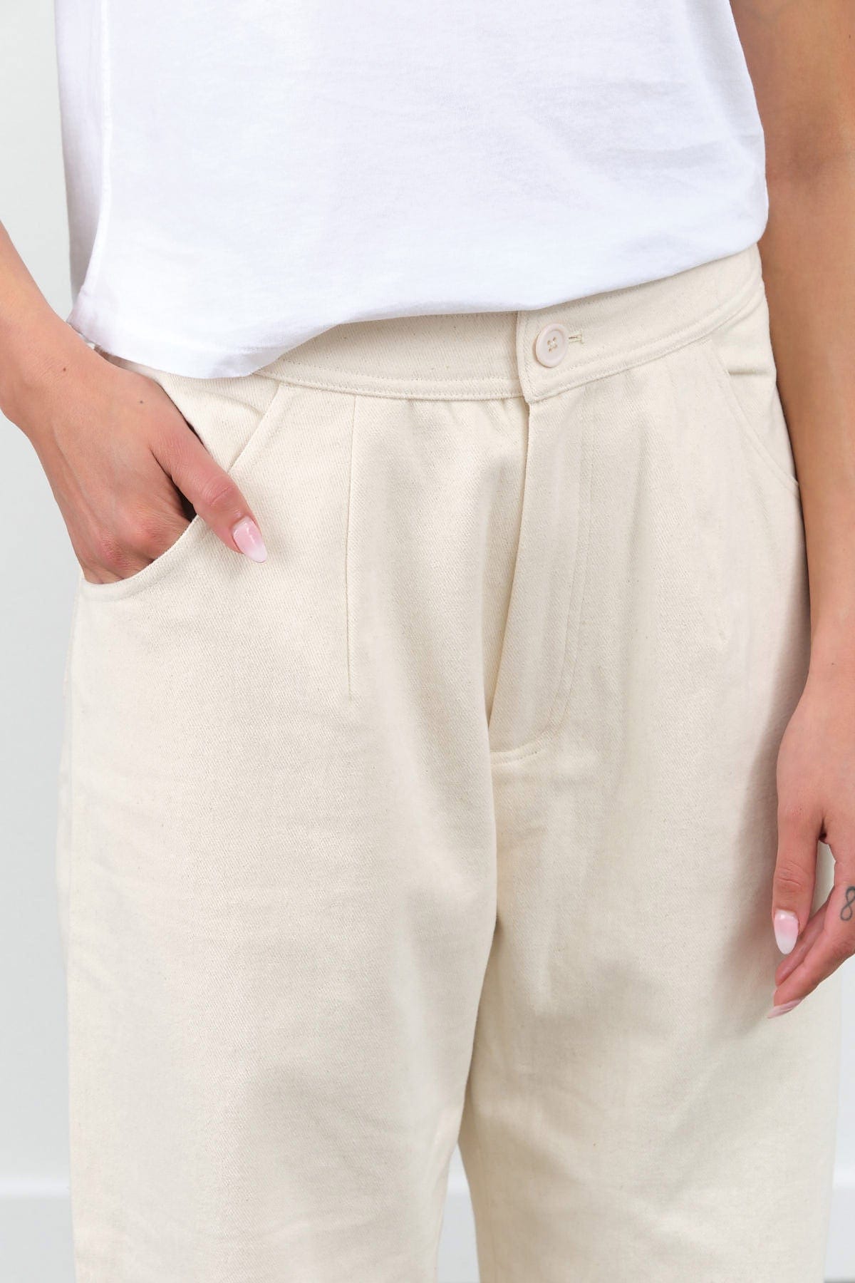 7115 by Szeki Apparel Womens Pants Fall Signature Curved Legged Trouser