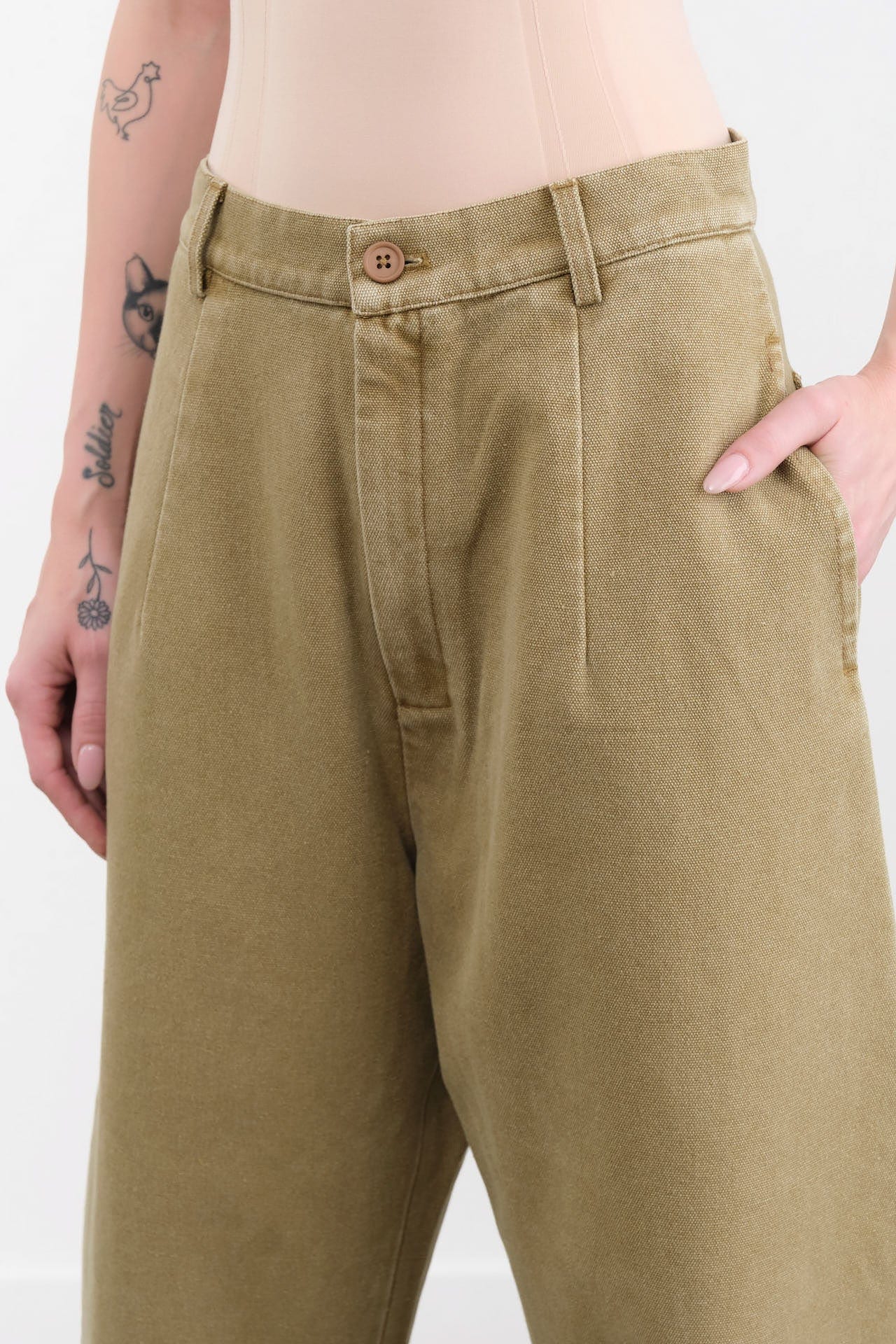 7115 by Szeki Apparel Womens Pants Tailored Curve Legged Trouser