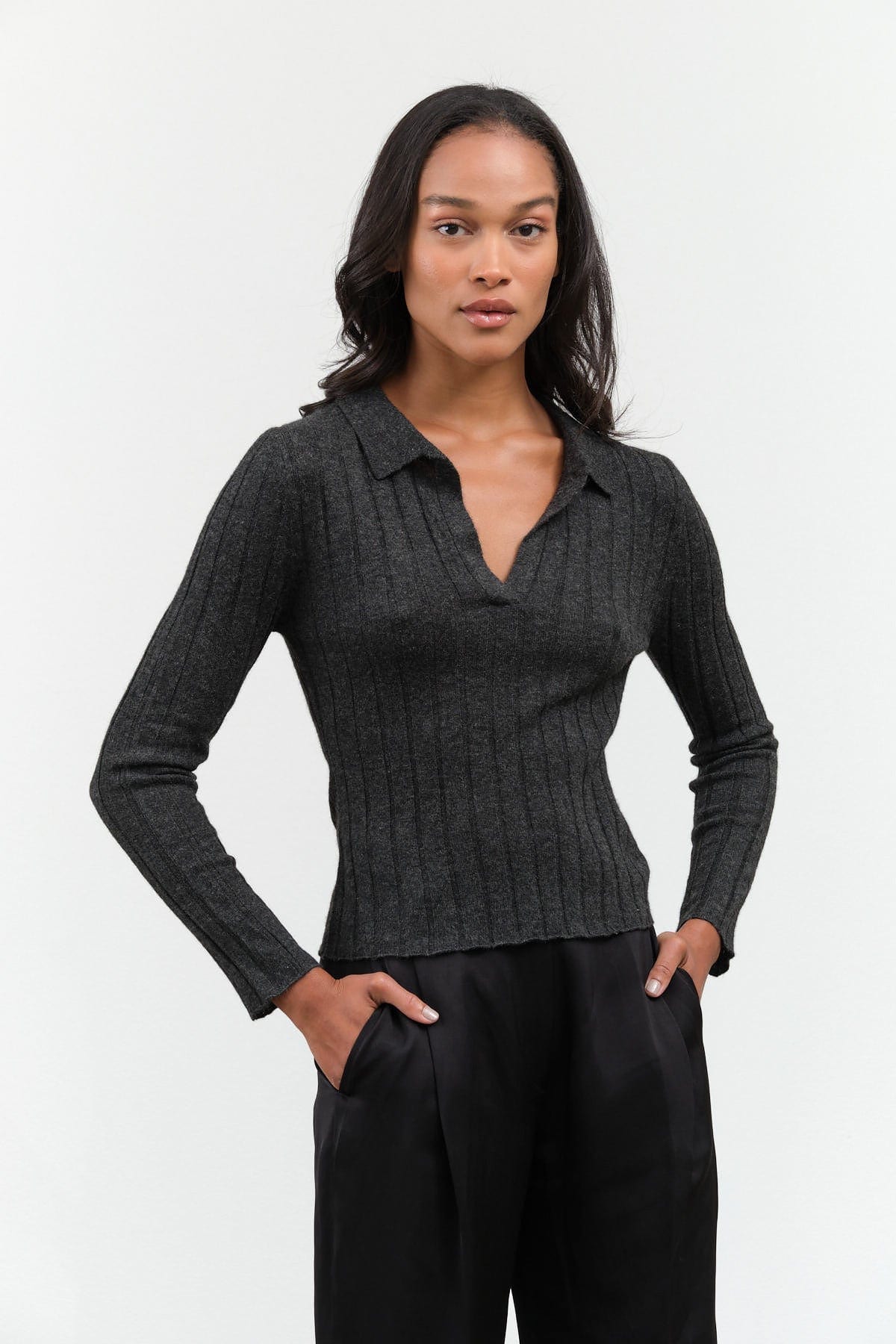 7115 by Szeki Apparel Womens Sweaters Yak V-Neck Long Sleeve Top in Charcoal Charcoal / XSmall
