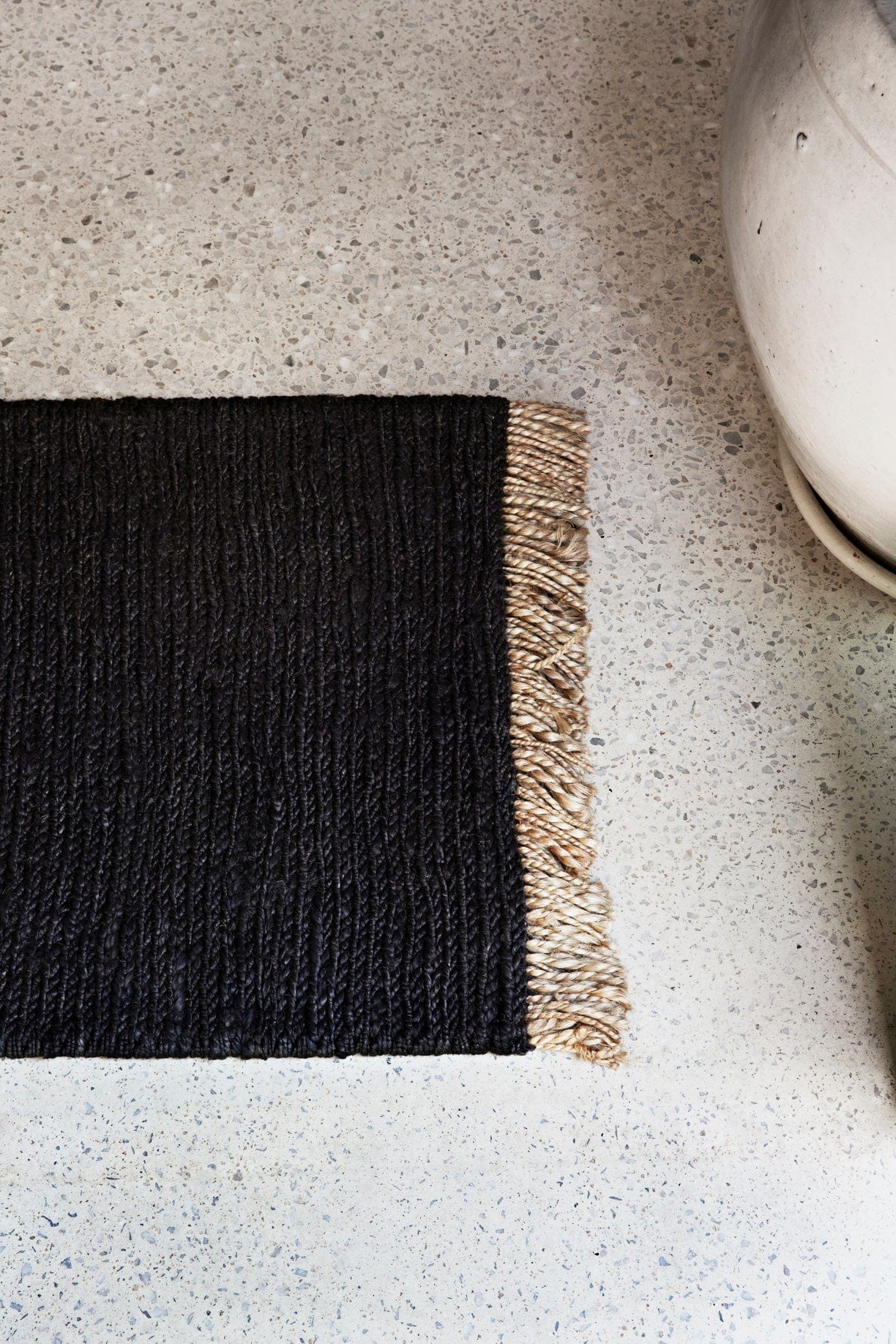 Armadillo & Co. Home Rugs Sahara Nook Runner Charcoal / 2'7" L X 6' W