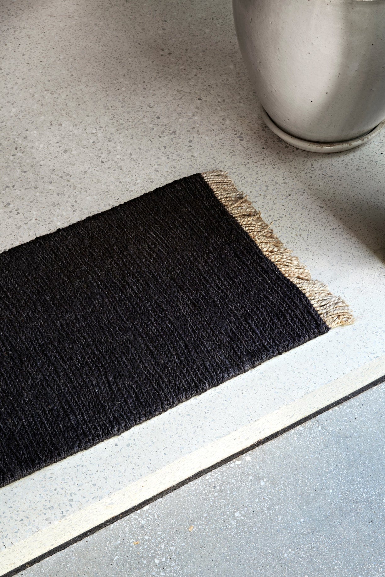 Armadillo & Co. Home Rugs Sahara Nook Runner Charcoal / 2'7" L X 6' W