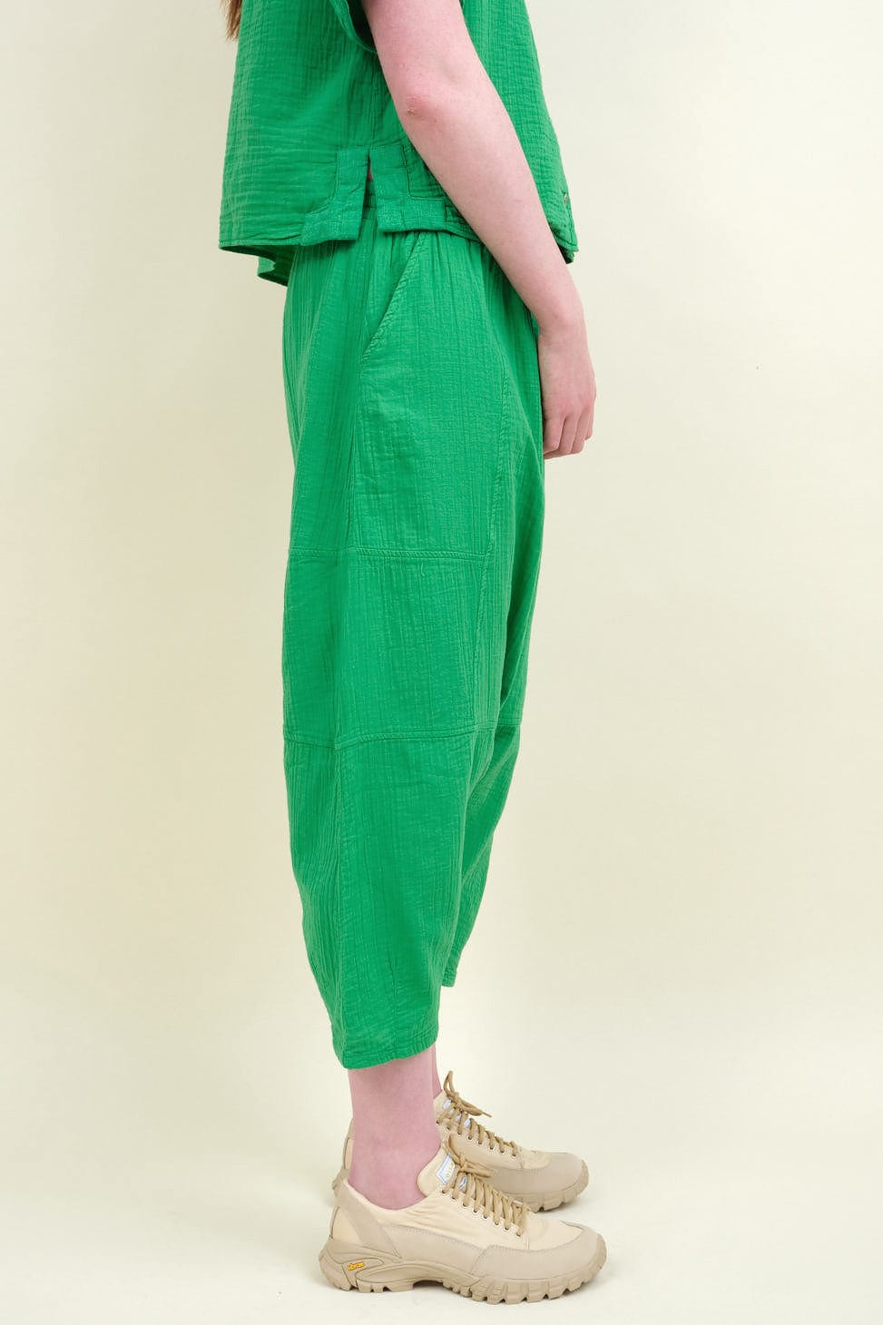 Side of Kiko Pant in Fern Green