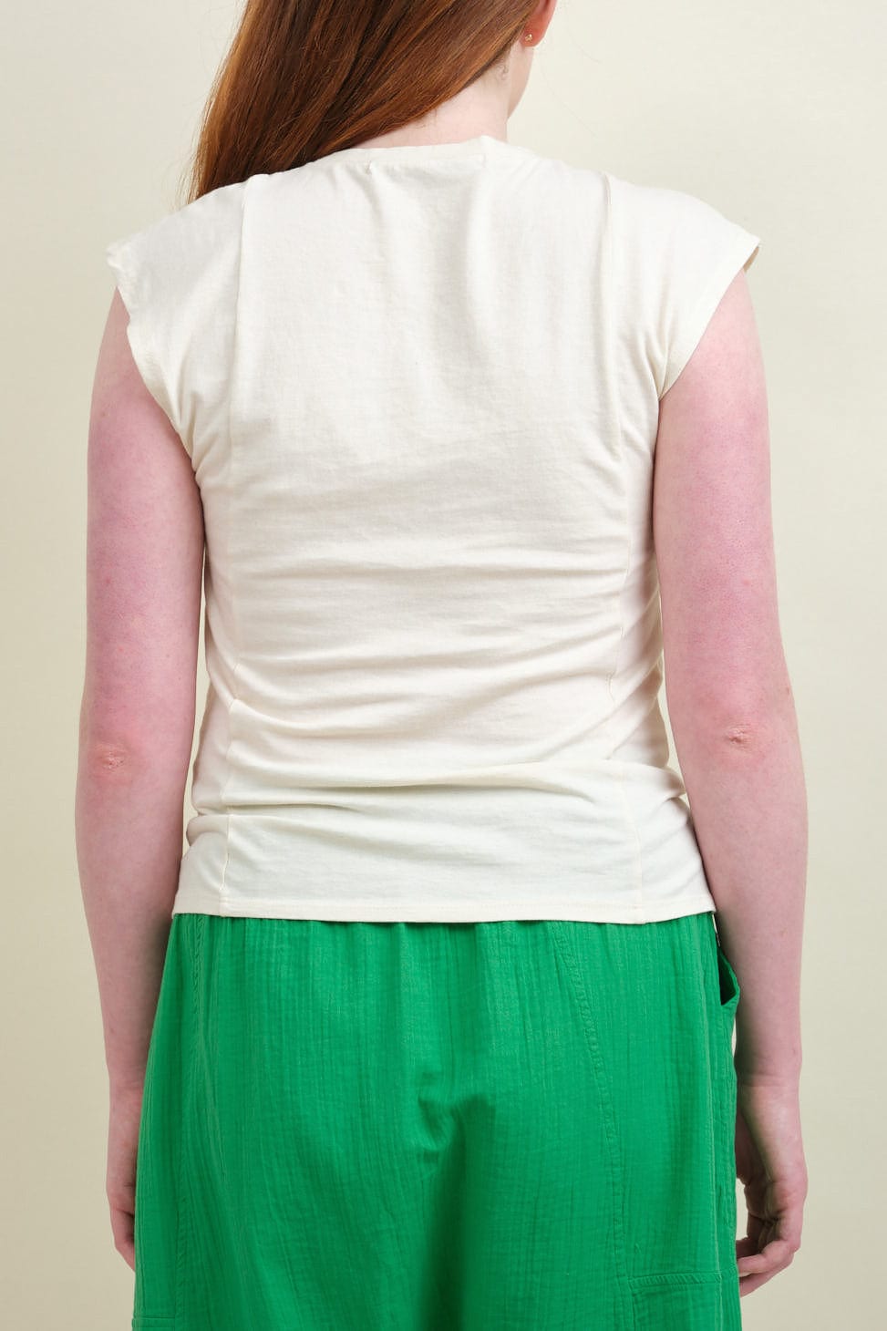 Back of Muscle Tee in Angora