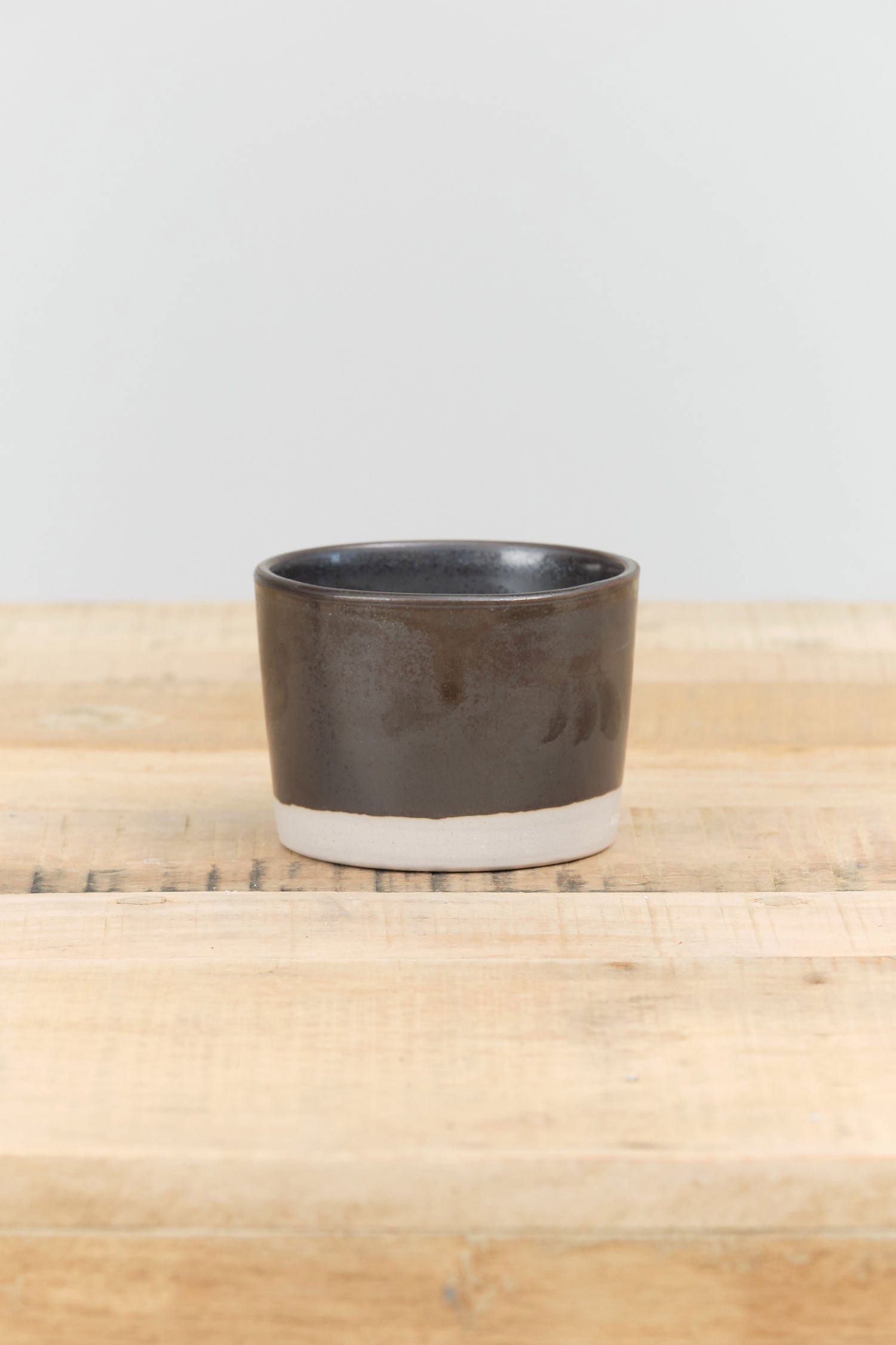 WRF Lab Ceramics Home Kitchen Serving Medium Multi Purpose Vessel Black / 3.5" Dia X 2.5" H