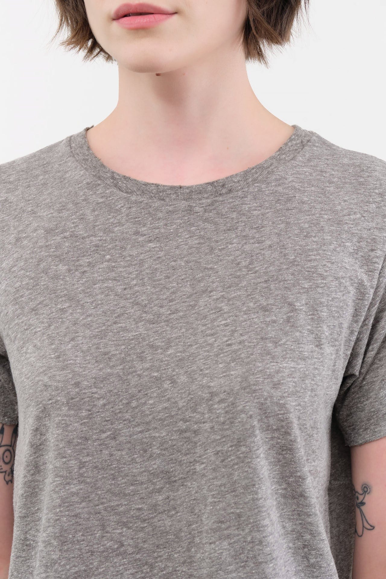 Amo Denim Apparel Womens Tees Babe Tee in Heather Grey