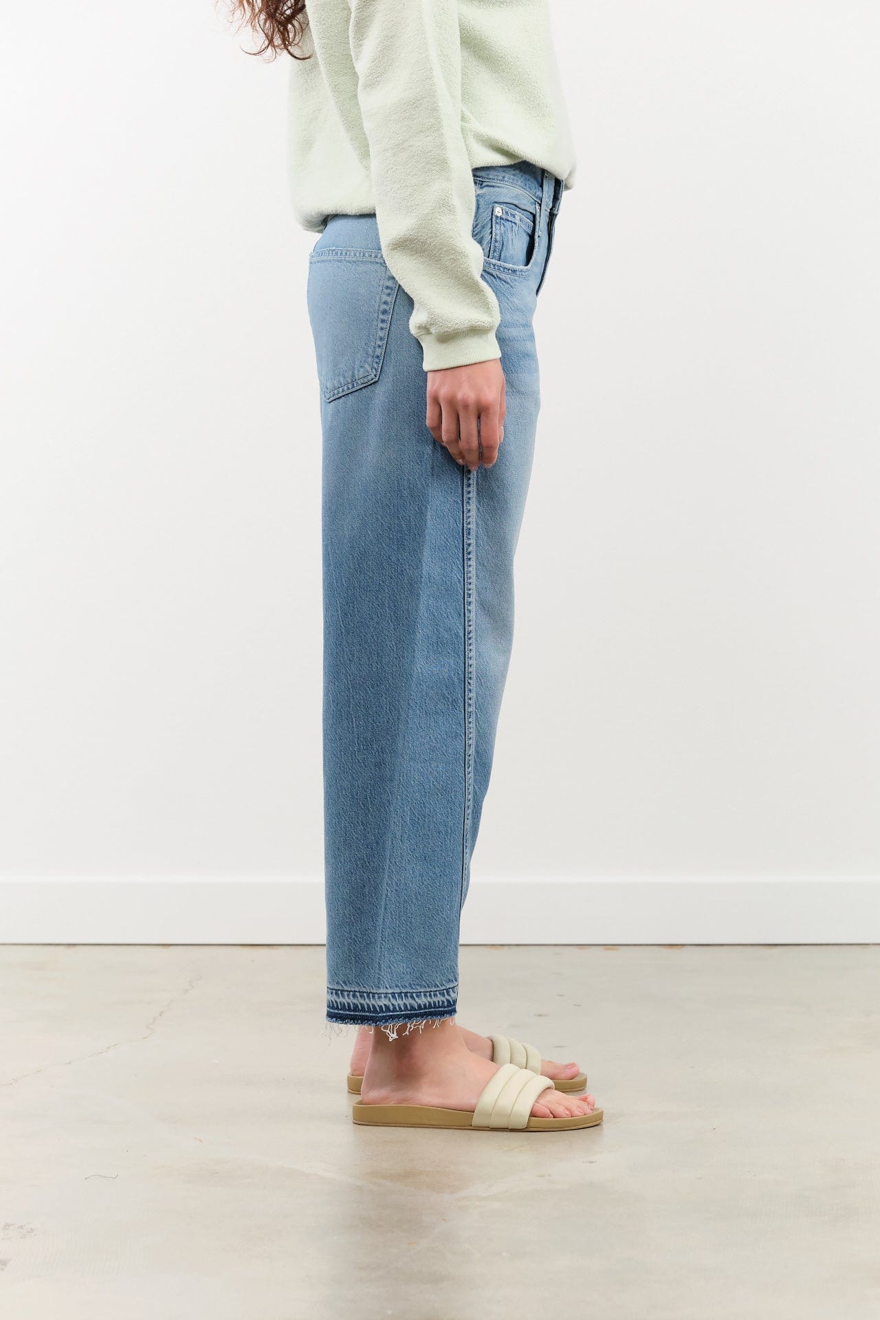 Amo Denim Apparel Womens Denim Maria Jean in Sun Kiss