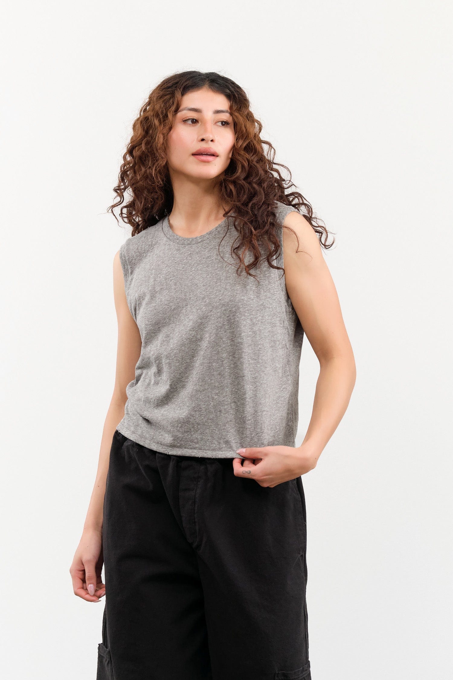 Amo Denim Apparel Womens Tees Sleeveless Babe Tee in Heather Grey