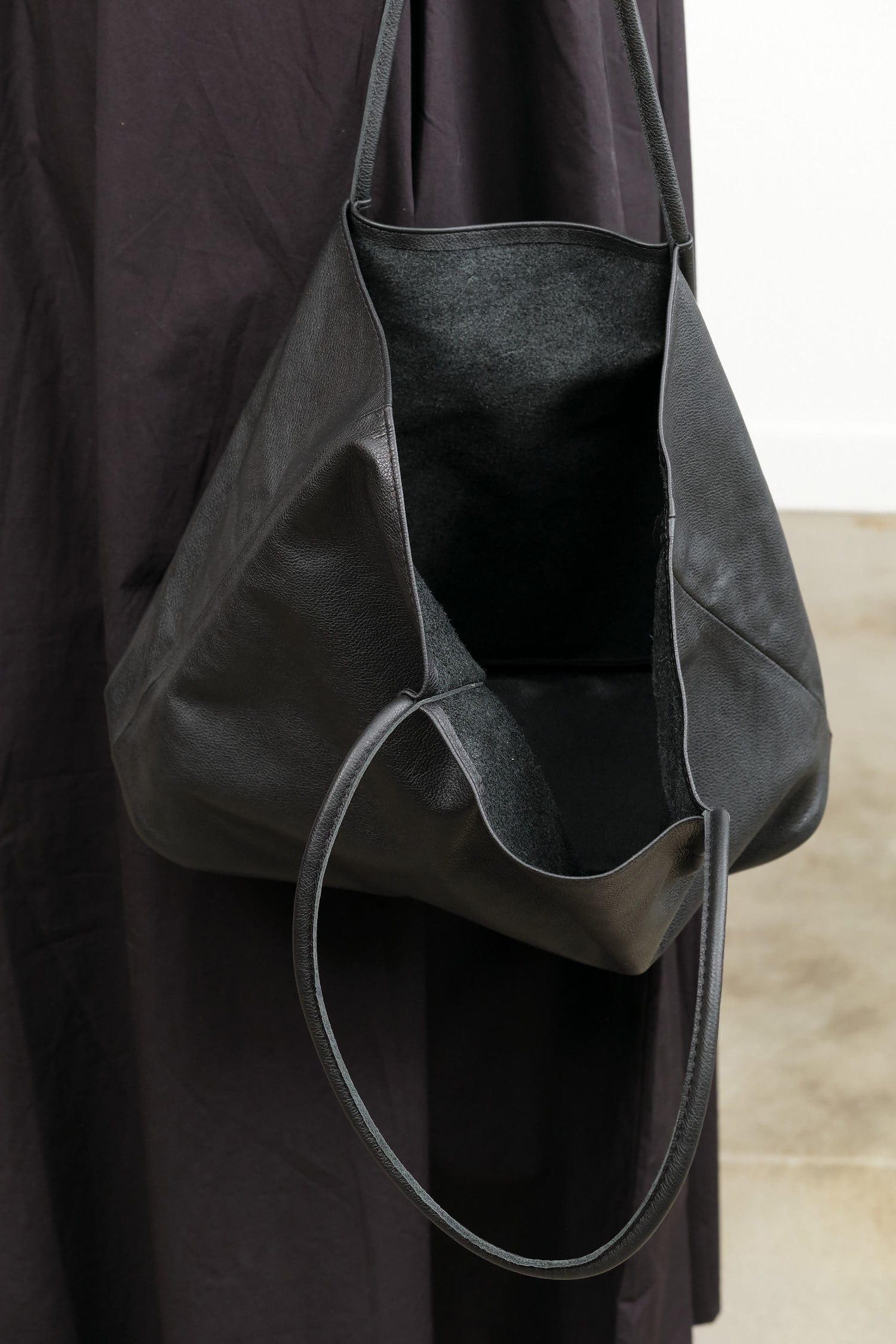 Are Studio Accessories Bags Large Frances Bag in Black Black / 11" H X 14" W X 4.5" D