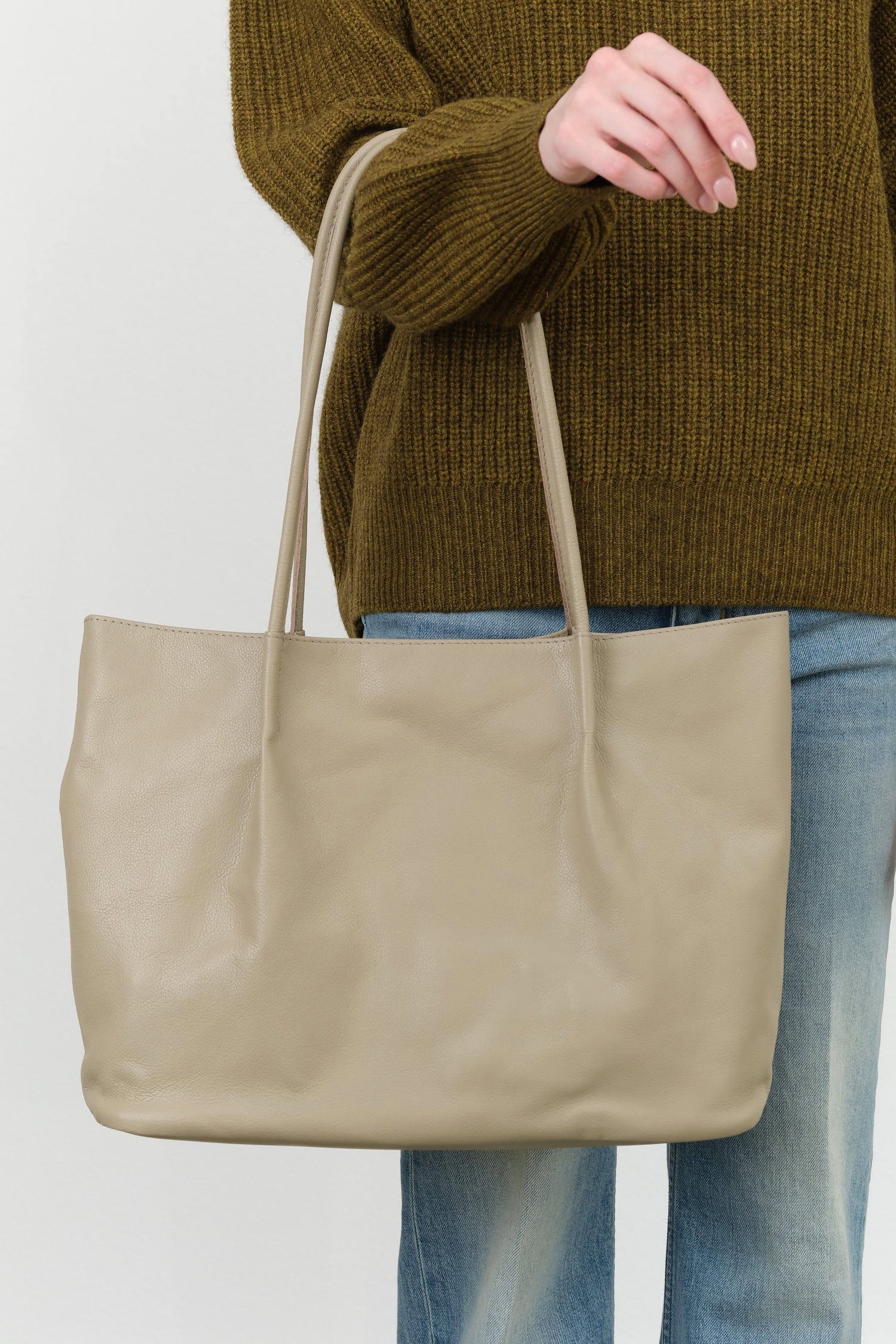 Are Studio Accessories Bags Large Frances Bag in Fog Fog / 11" L X 14" W X 4.5" D