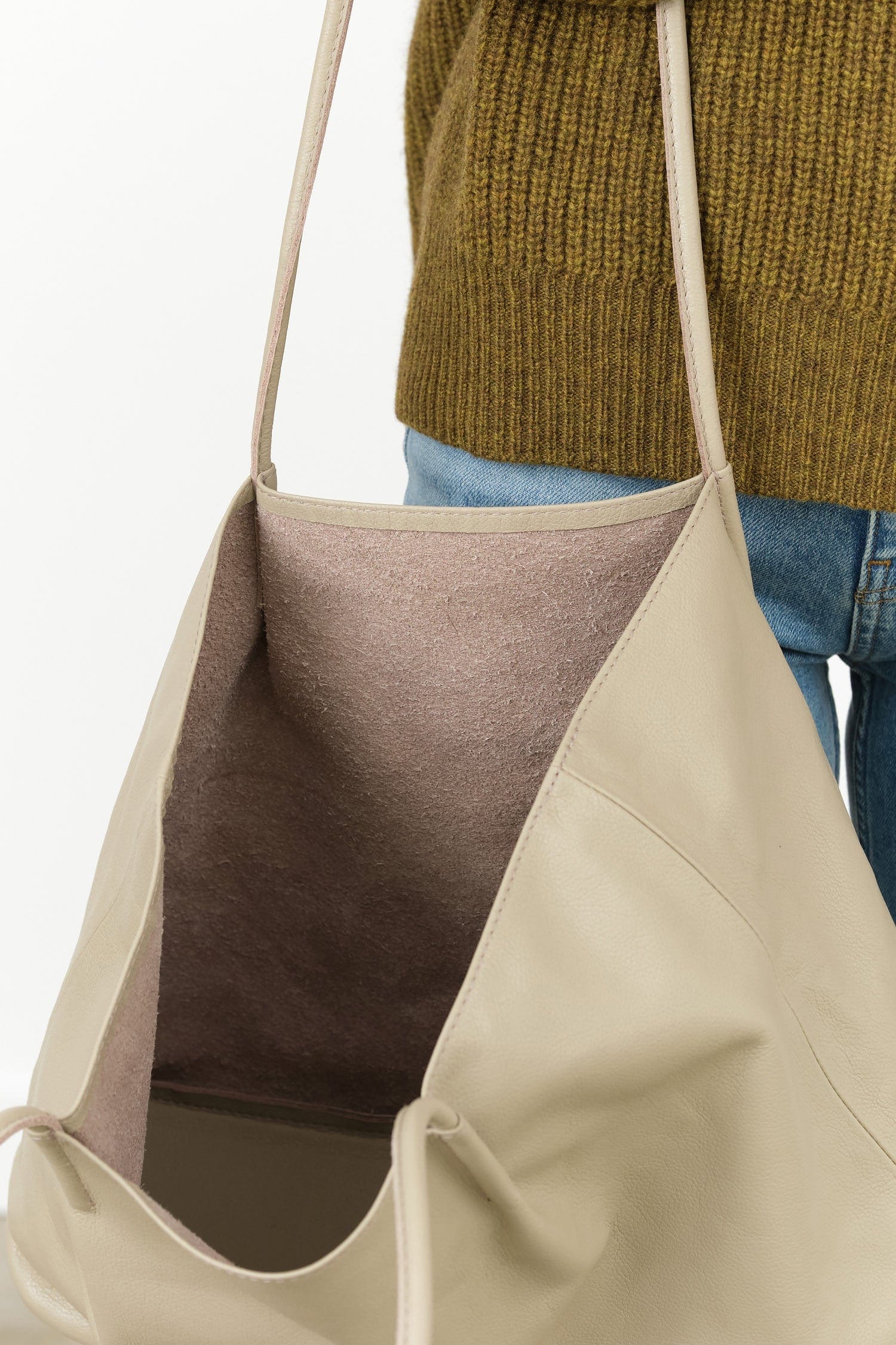 Are Studio Accessories Bags Large Frances Bag in Fog Fog / 11" L X 14" W X 4.5" D