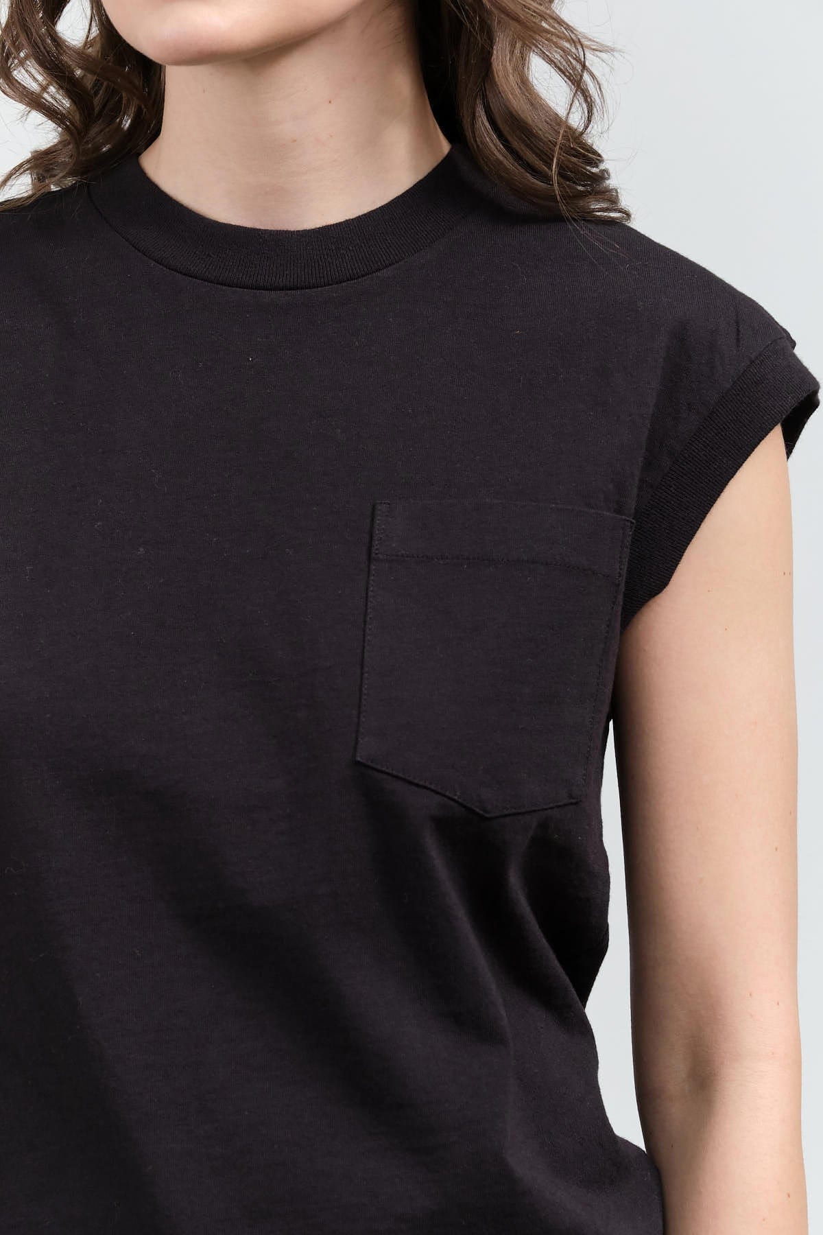 B Sides Jeans Apparel Womens Tees Pocket Tank in Stil Black