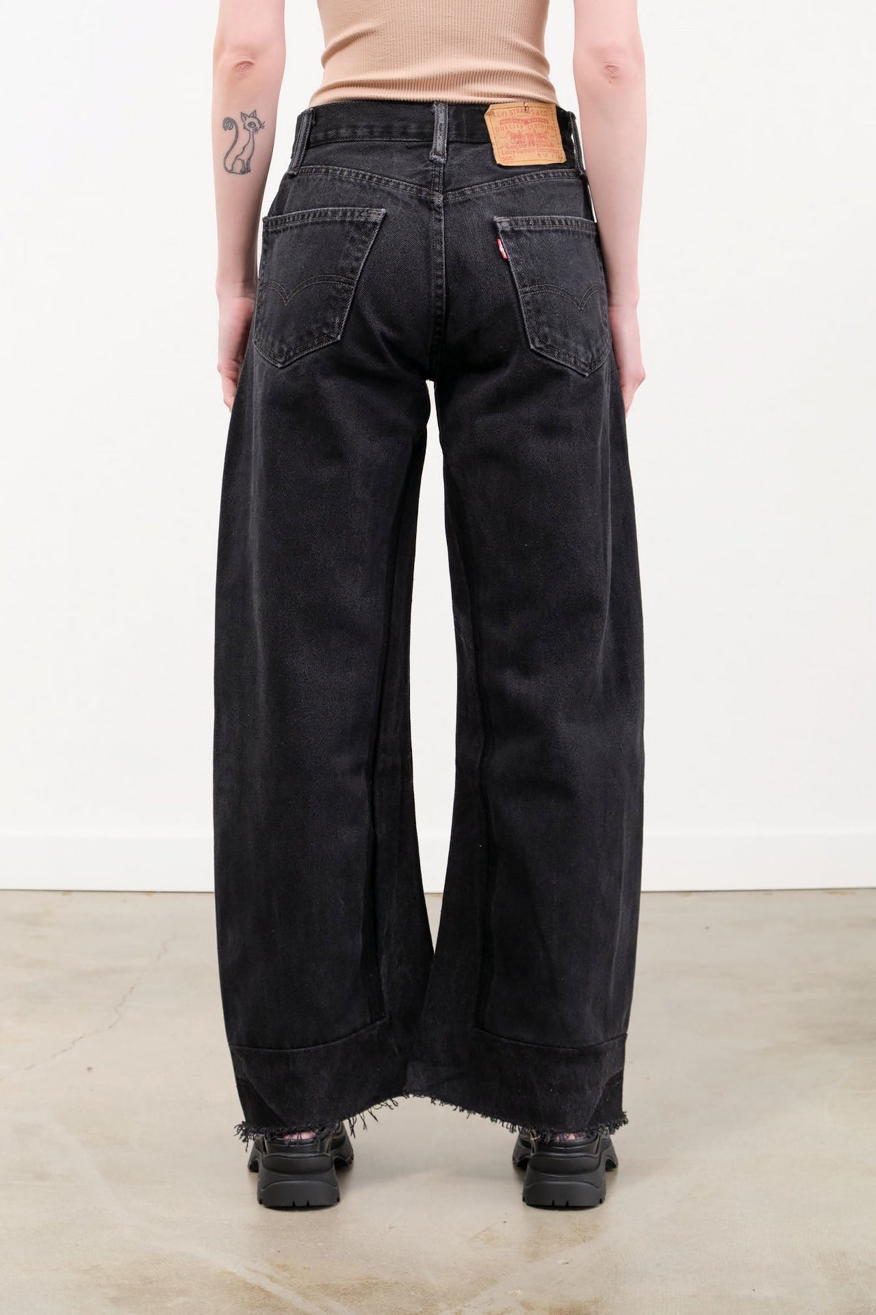 B Sides Jeans Apparel Womens Denim Vintage Reworked Culotte in Vintage Black