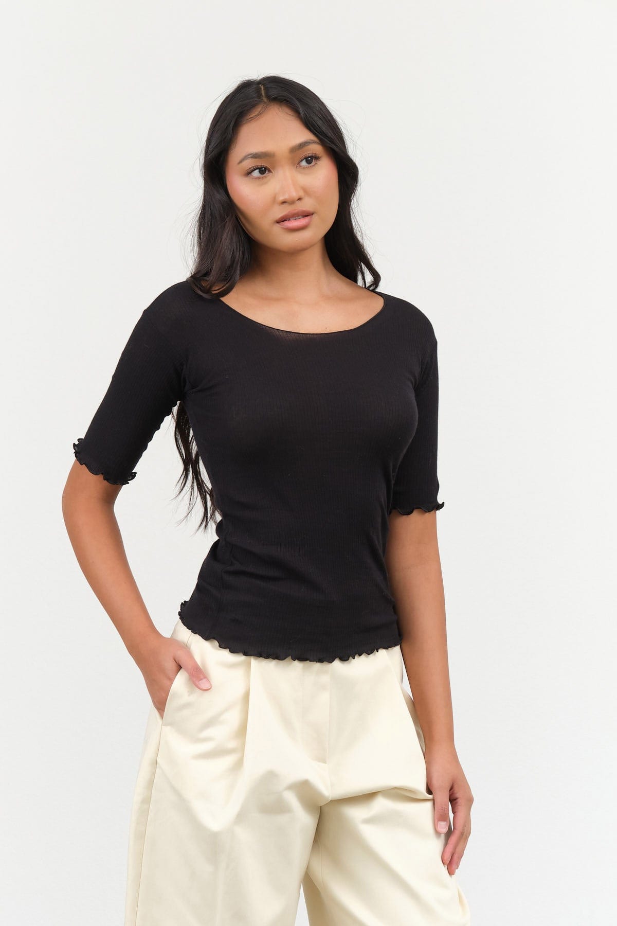 Baserange Apparel Womens Tees Pama 3/4 Top in Black Black / XSmall
