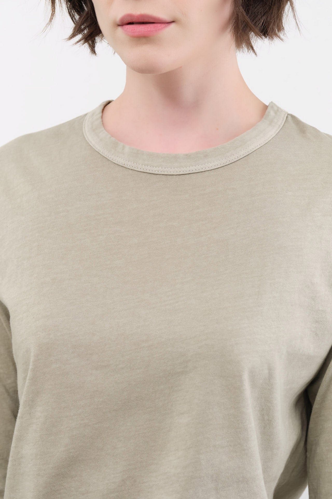 Black Crane Apparel Womens Blouses Regular Long Sleeve Tee in Limestone