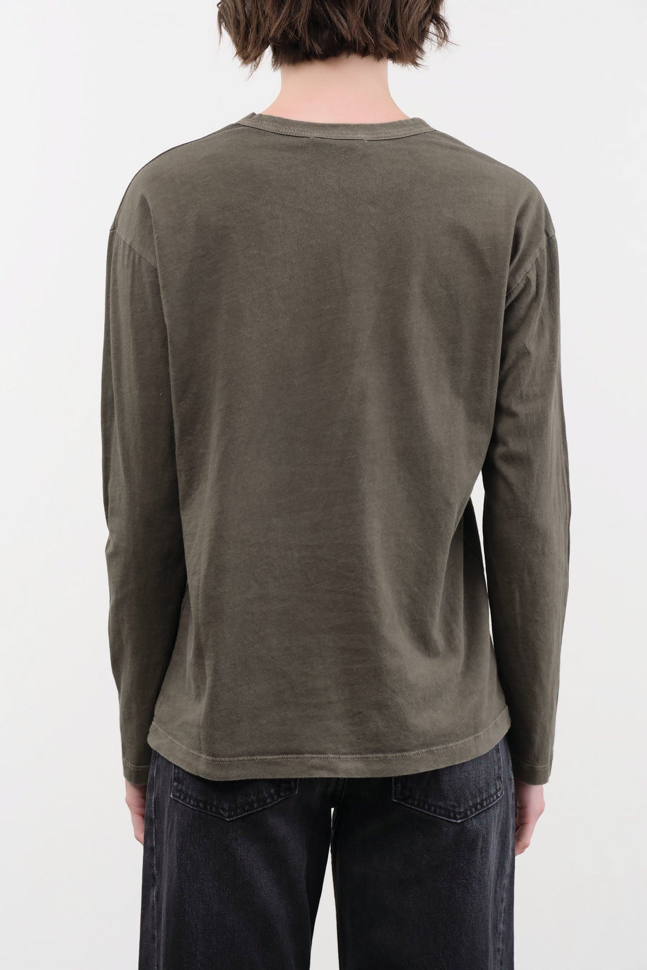 Black Crane Apparel Womens Blouses Regular Long Sleeve Tee in Slate