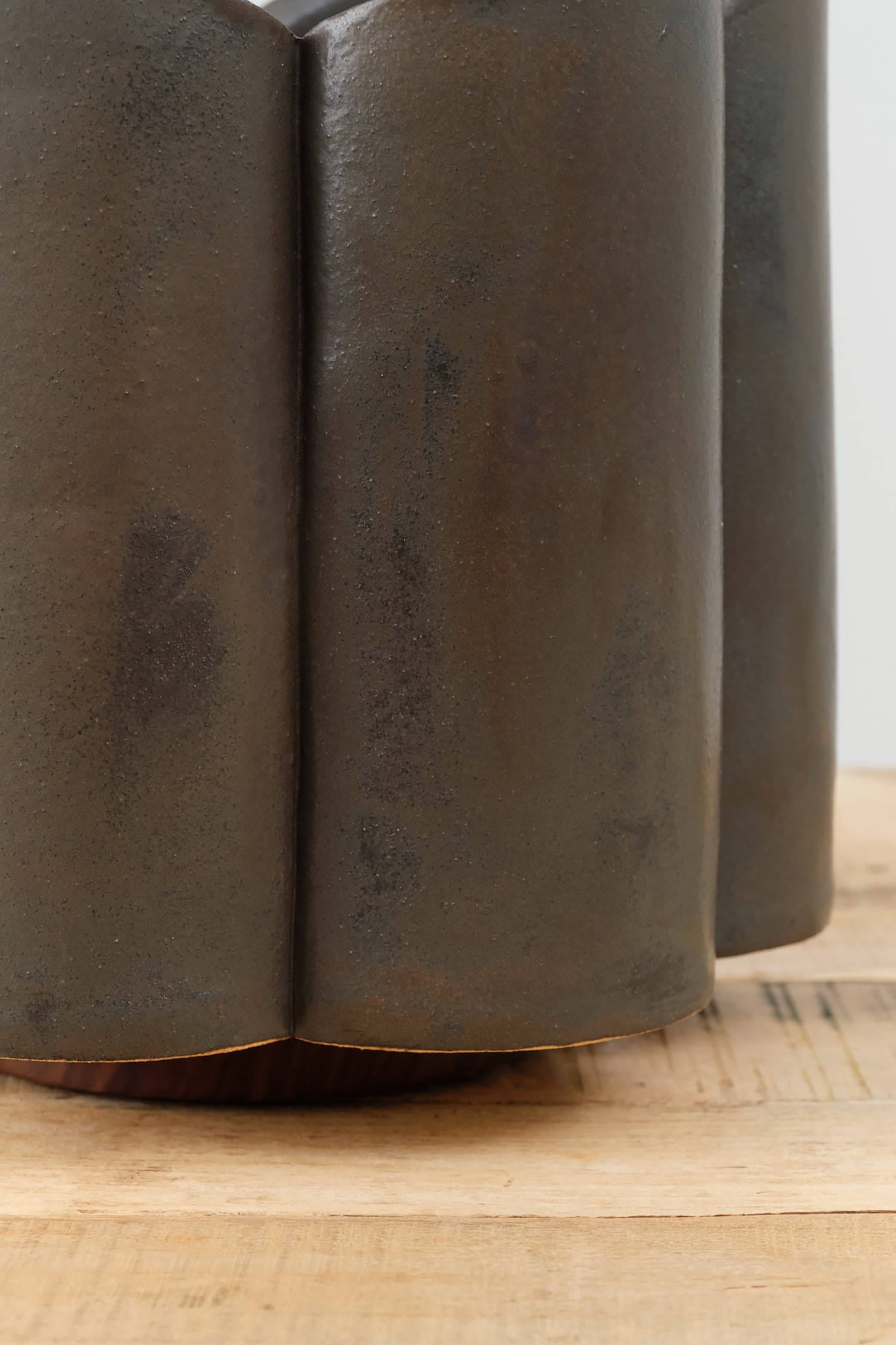 BZippy Art Ceramics Short Scallop Vase in Iron Gate Iron Gate