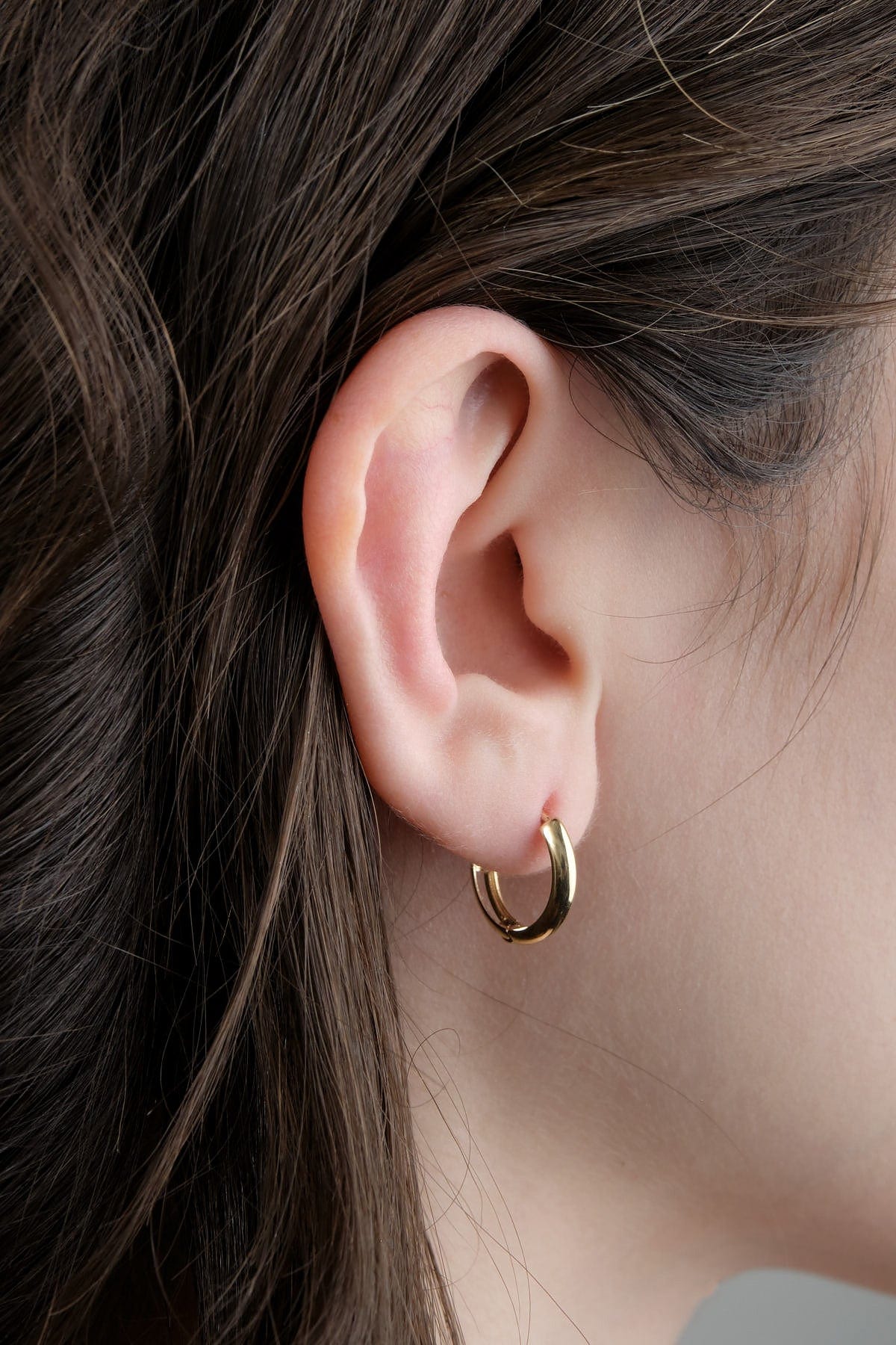 Carrie Hoffman Jewelry Earrings 15mm Chubby Huggies 14K Yellow Gold