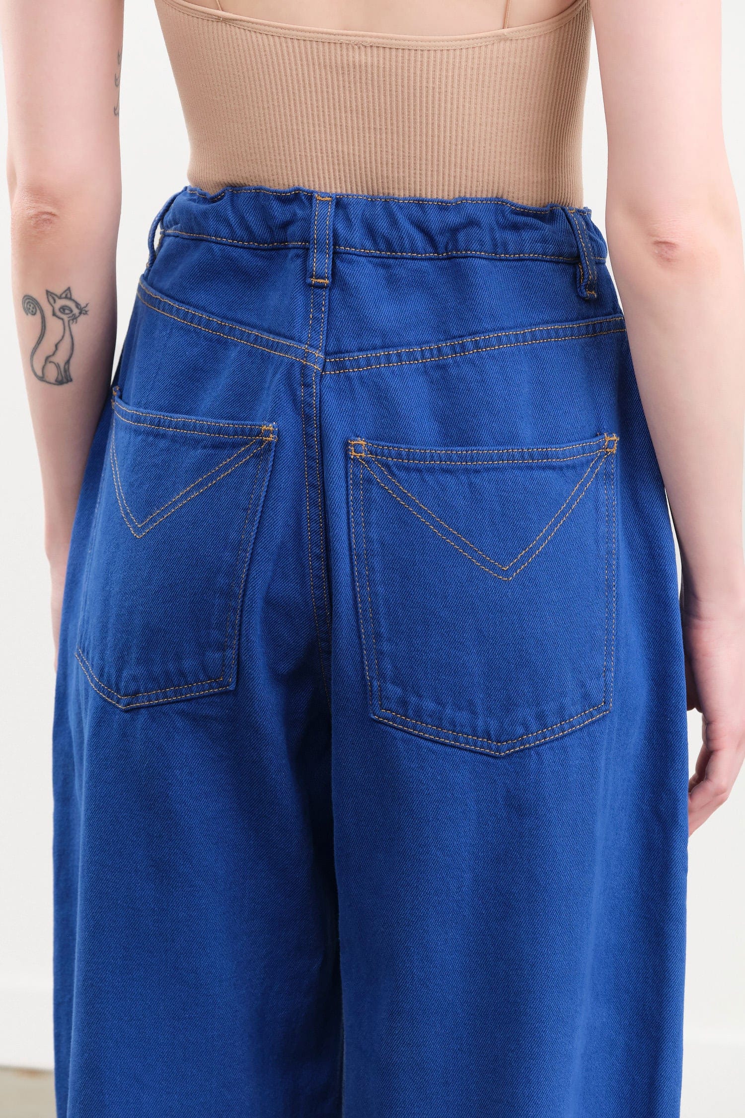Christian Wijnants Apparel Womens Denim Piro Barrell Leg Jeans