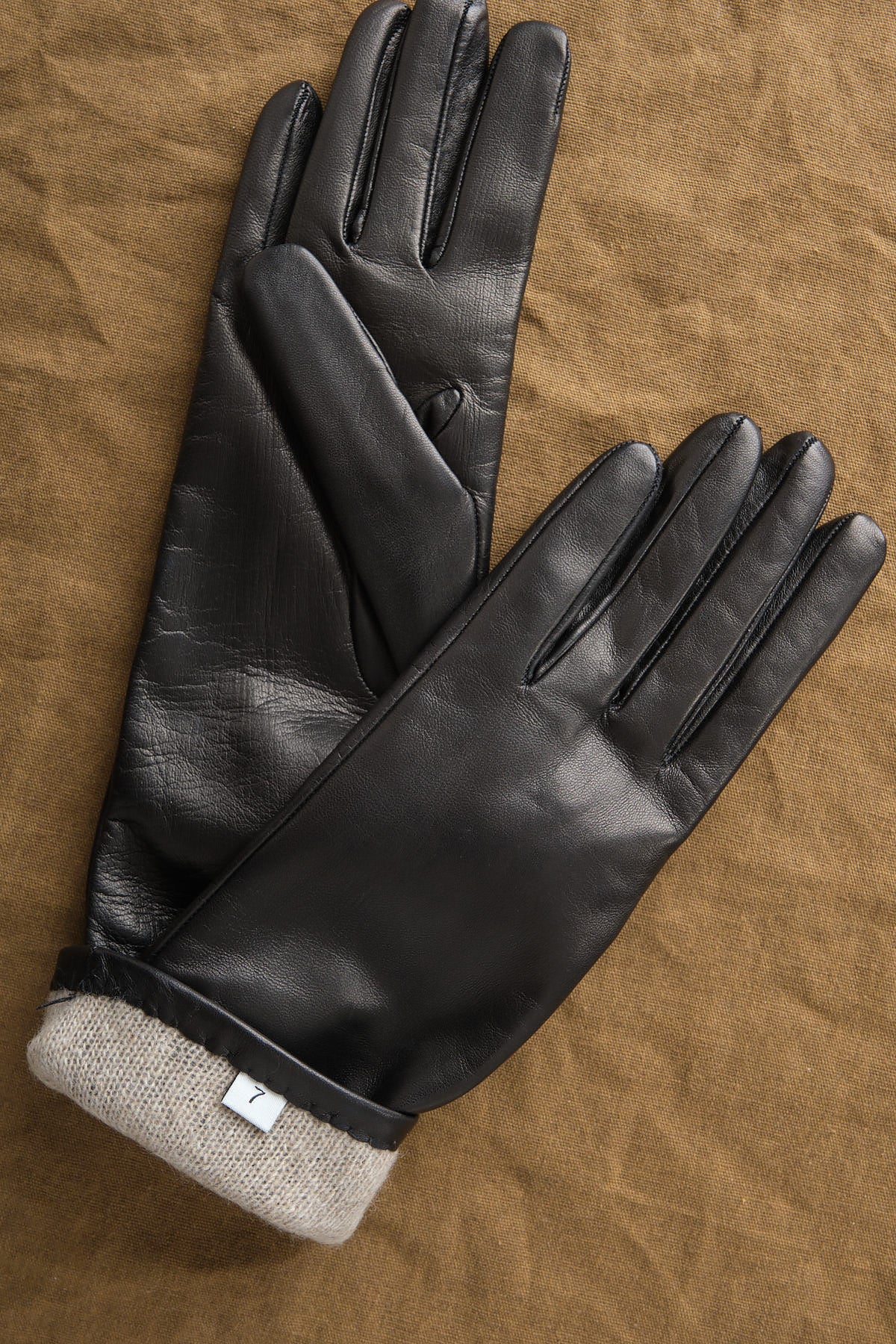 Clyde Classic Leather Gloves in Black