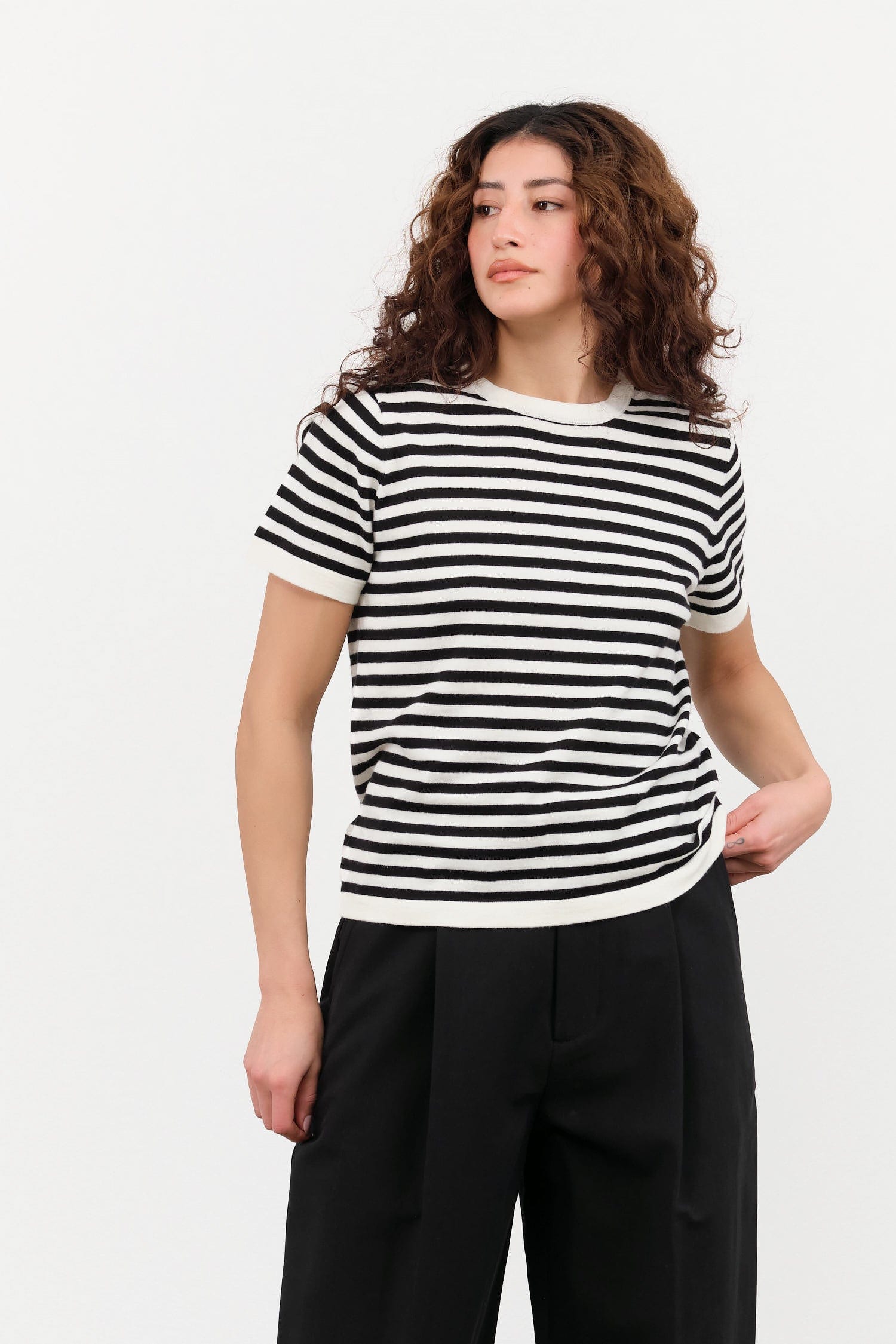 DEMYLEE Apparel Womens Sweaters Adebola Stripe Cotton Cashmere Top Off White/Black / XSmall