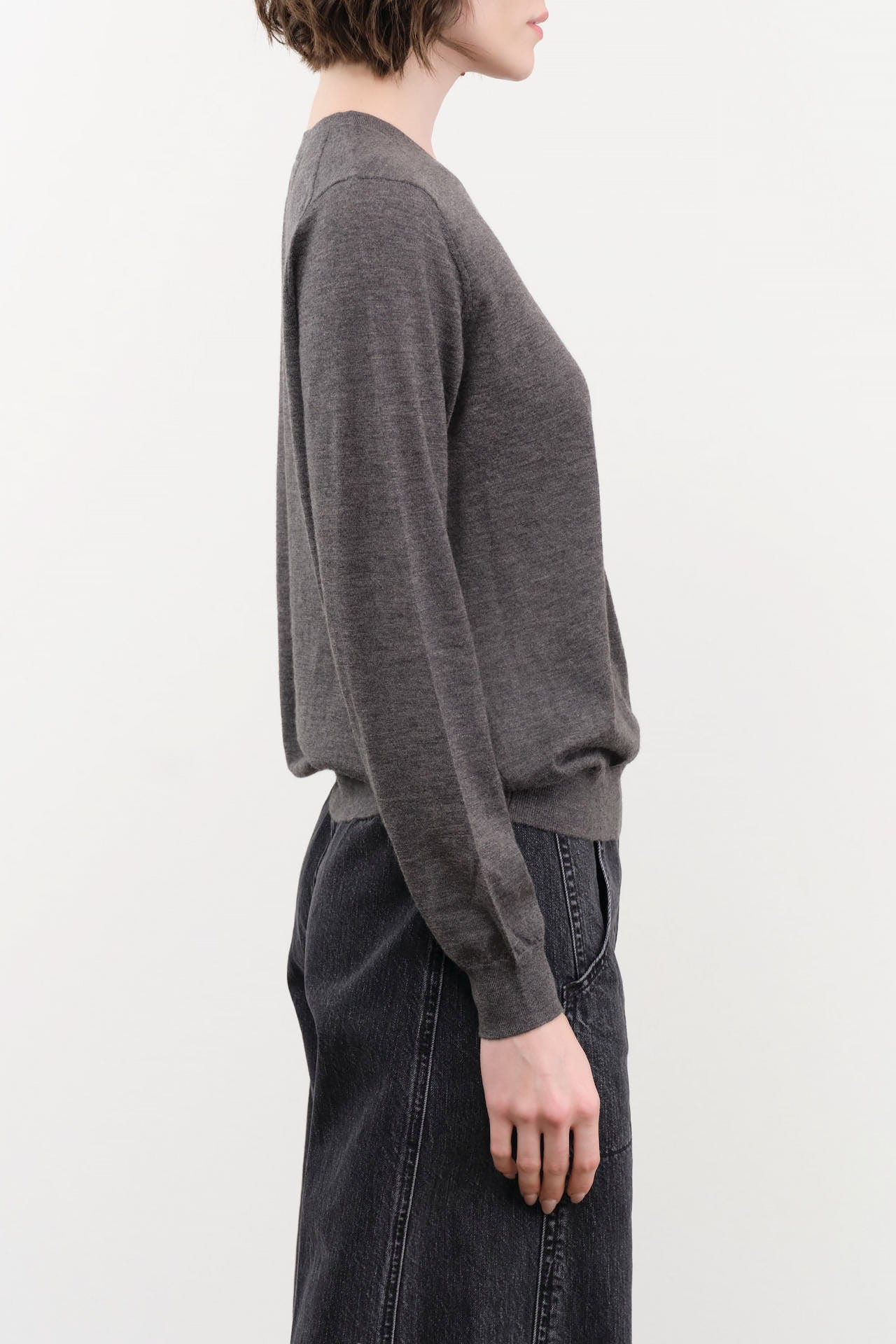 DEMYLEE Apparel Womens Sweaters Chisha Superfine Cashmere Sweater