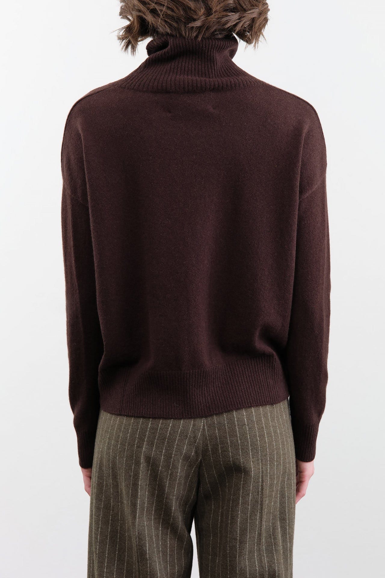 DEMYLEE Apparel Womens Sweaters Gianna Cashmere Turtleneck Sweater
