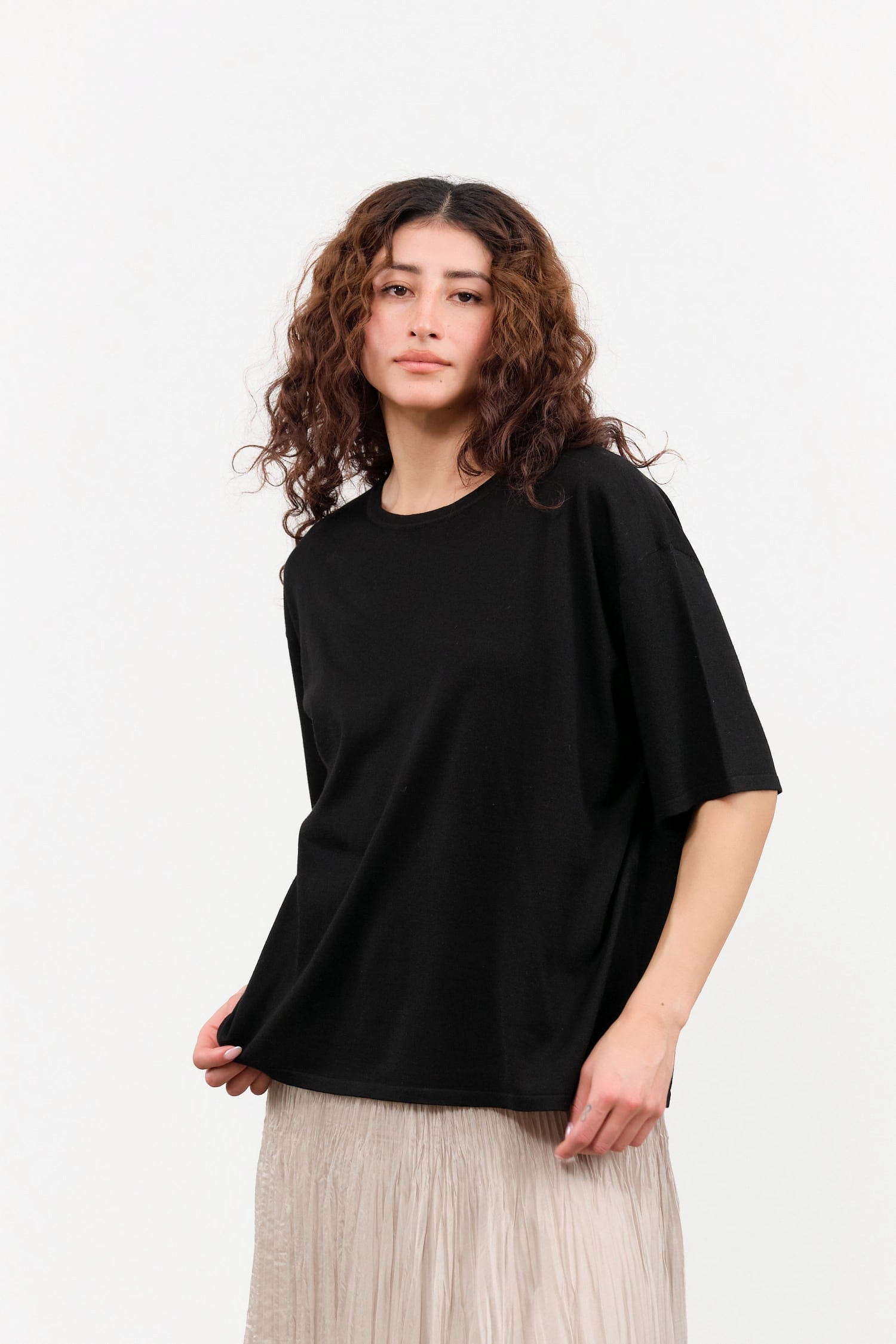 DEMYLEE Apparel Womens Sweaters Hazel Superfine Cashmere Top Black / XSmall