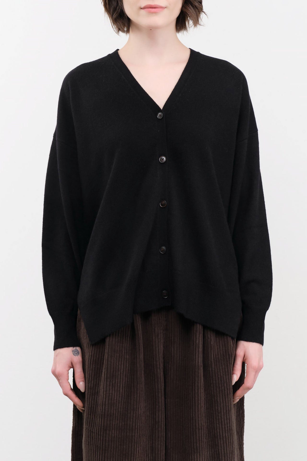 DEMYLEE Apparel Womens Sweaters Jayla Cashmere Cardigan in Black