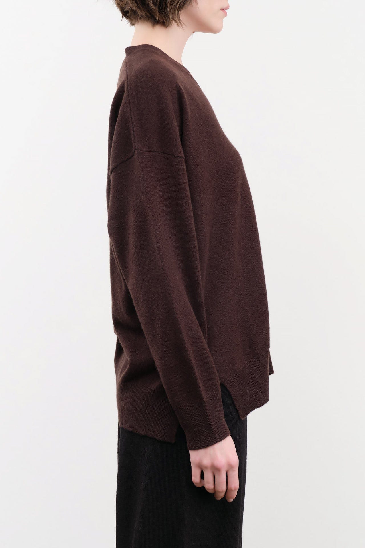 DEMYLEE Apparel Womens Sweaters Jayla Cashmere Cardigan in Espresso