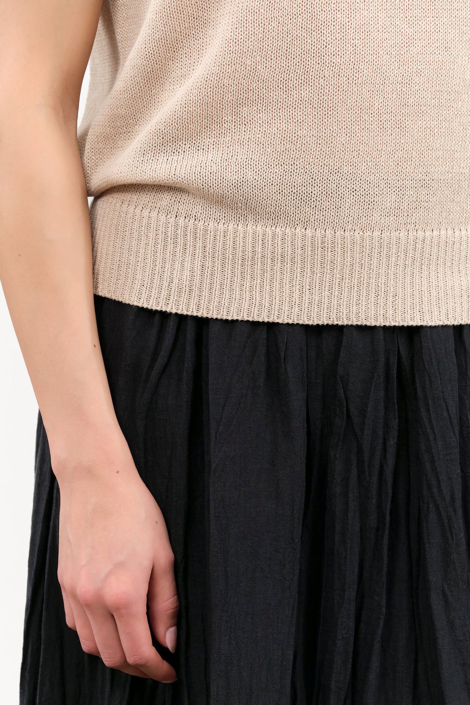 DEMYLEE Apparel Womens Sweaters Selina Cotton Linen Top in Pearl Barley