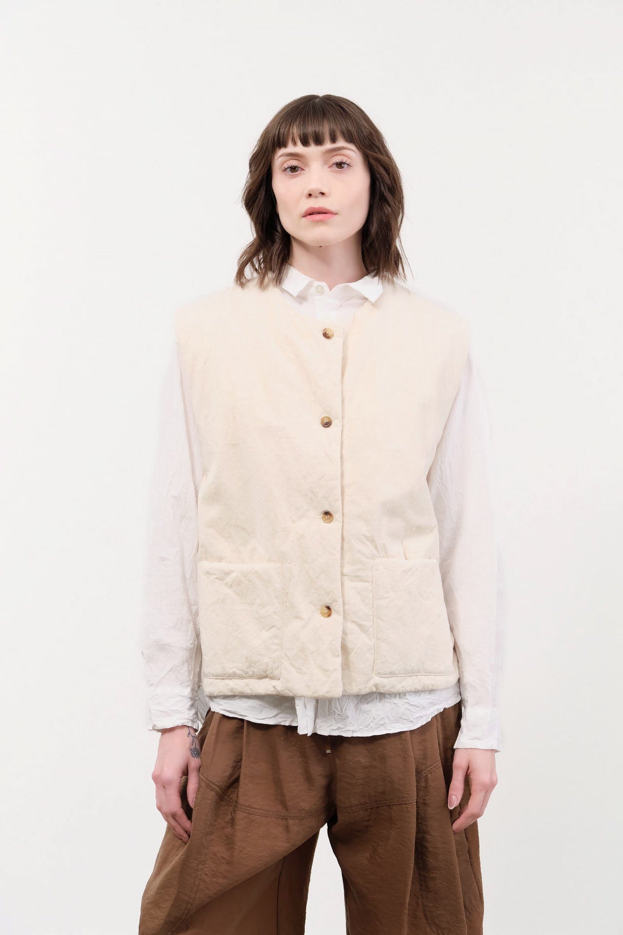 Elsa Esturgie Apparel Womens Sweaters Ormeau Vest in Ecru