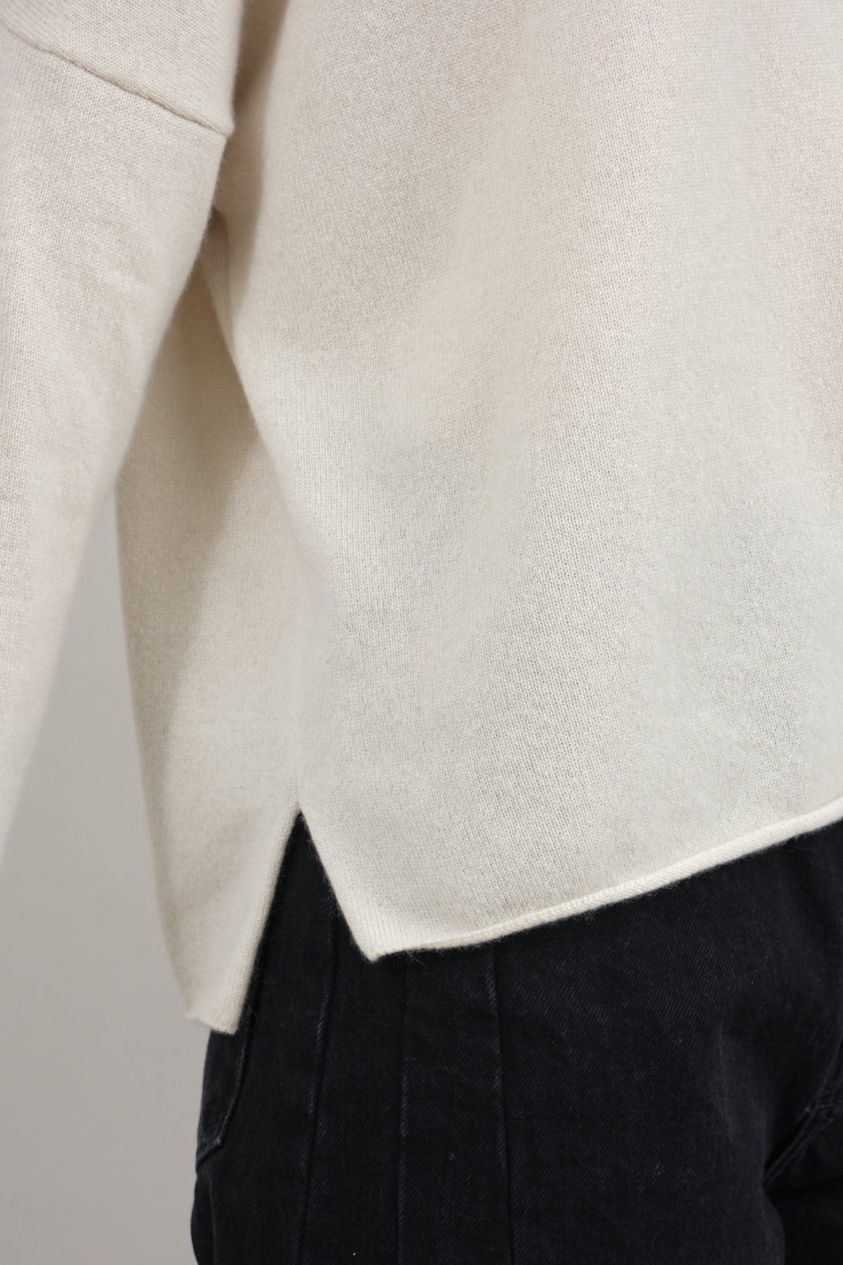 Evam Eva Apparel Womens Sweaters Cashmere High Neck Pullover Sweater in Ivory