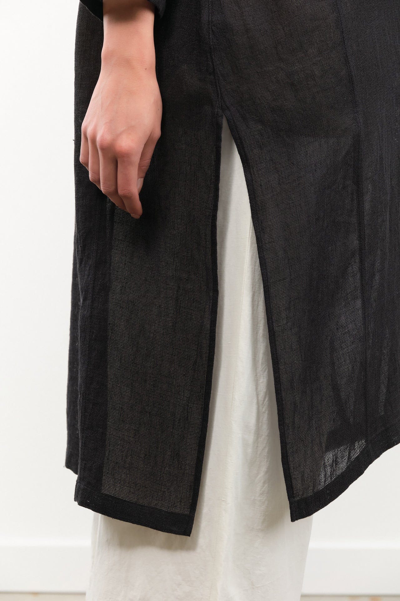 Evam Eva Apparel Womens Sweaters Linen Robe Sumi / One Size