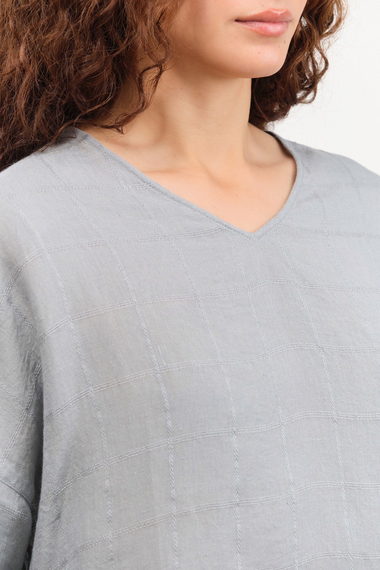 Evam Eva Apparel Womens Sweaters Linen Stitches Pullover in Fog Fog / One Size