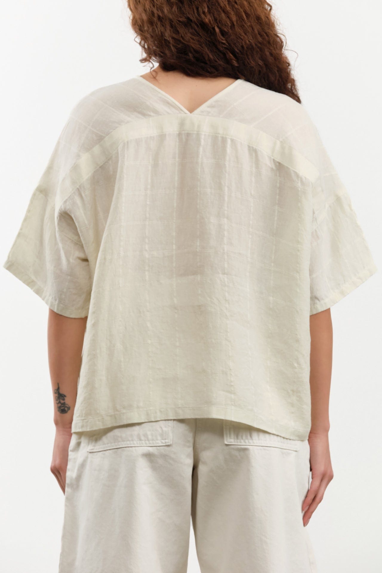 Evam Eva Apparel Womens Sweaters Linen Stitches Pullover in Ivory Ivory / One Size