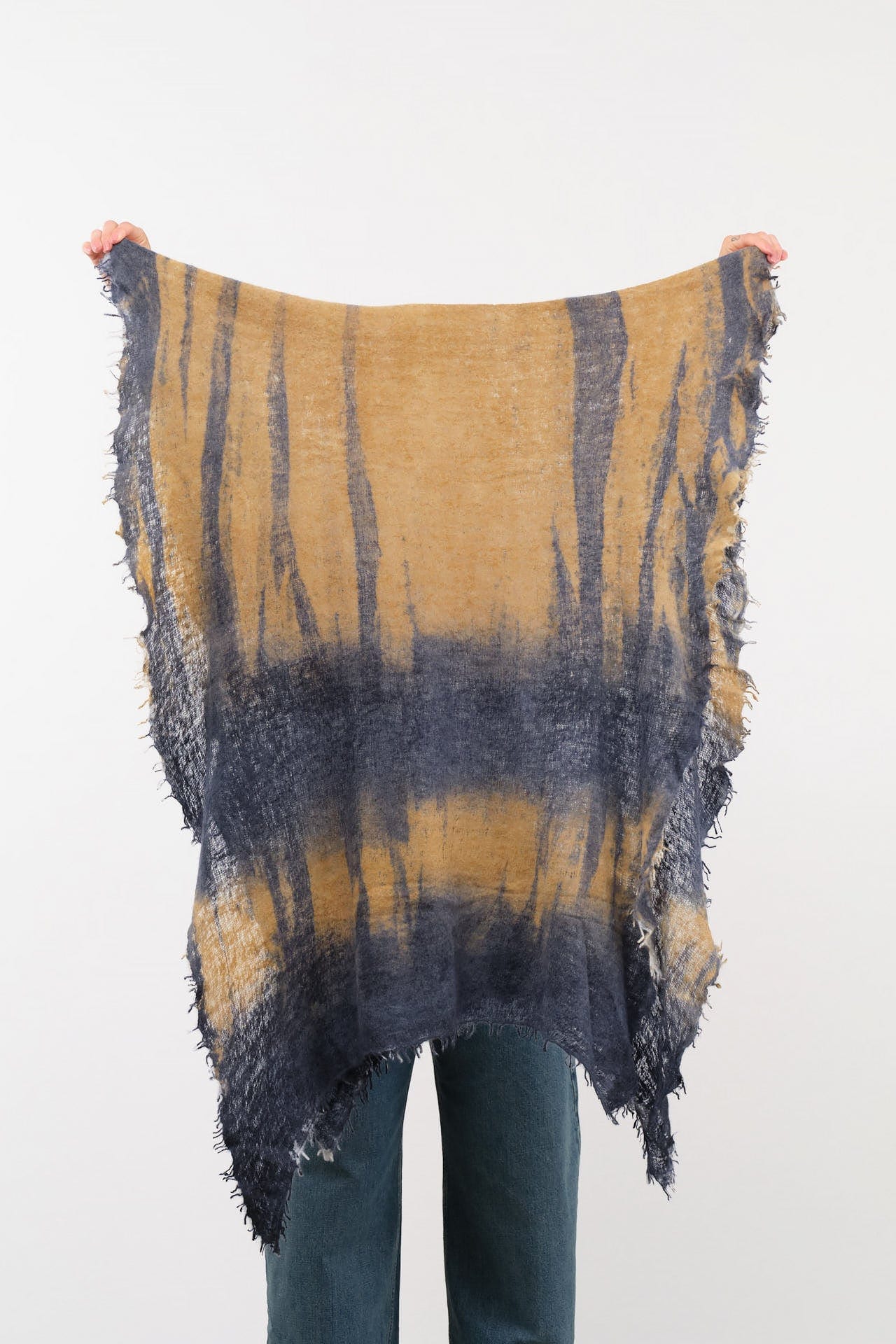 F Cashmere Accessories Scarves Felt Shawl in Blue Blue / One Size