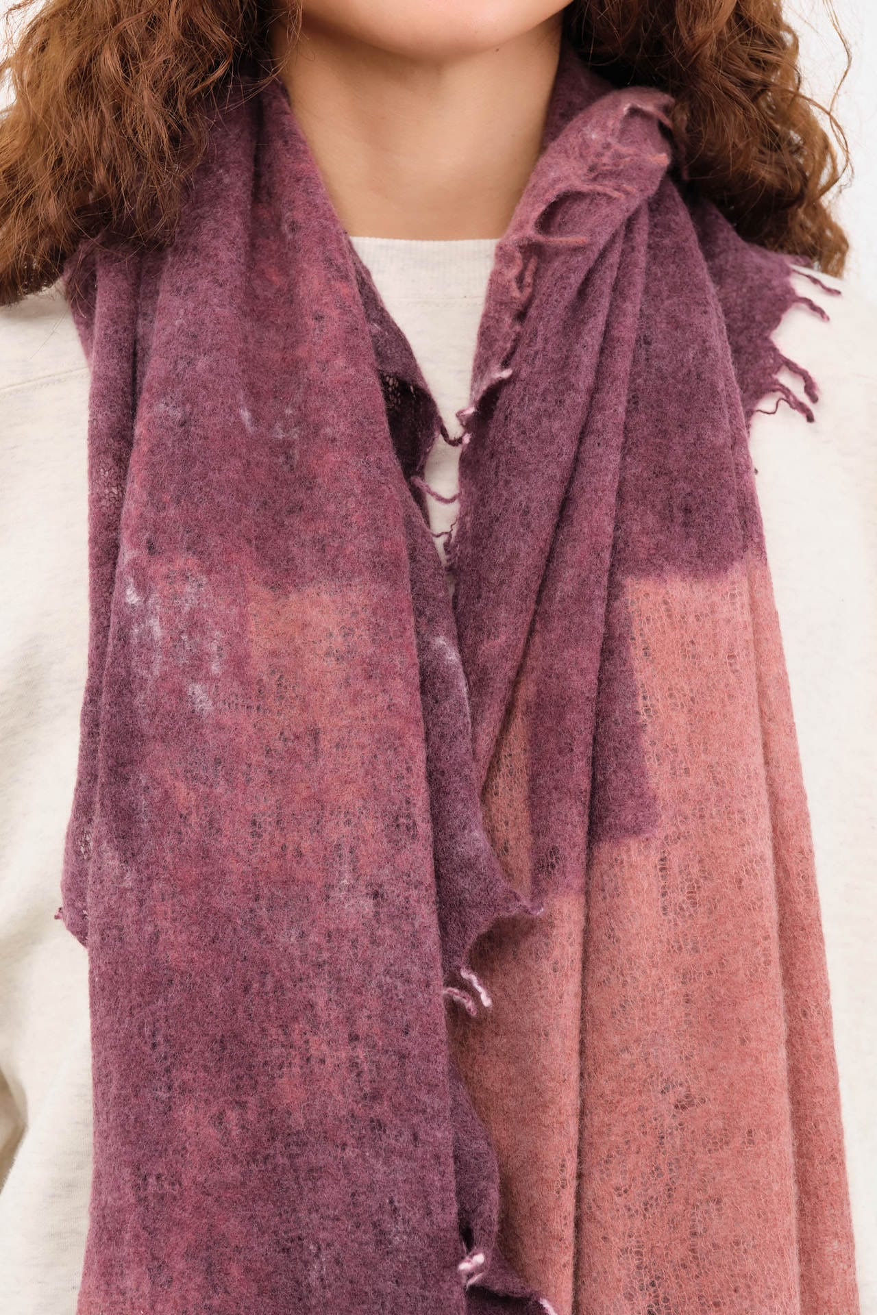 F Cashmere Accessories Scarves Felt Shawl in Plum Plum / One Size