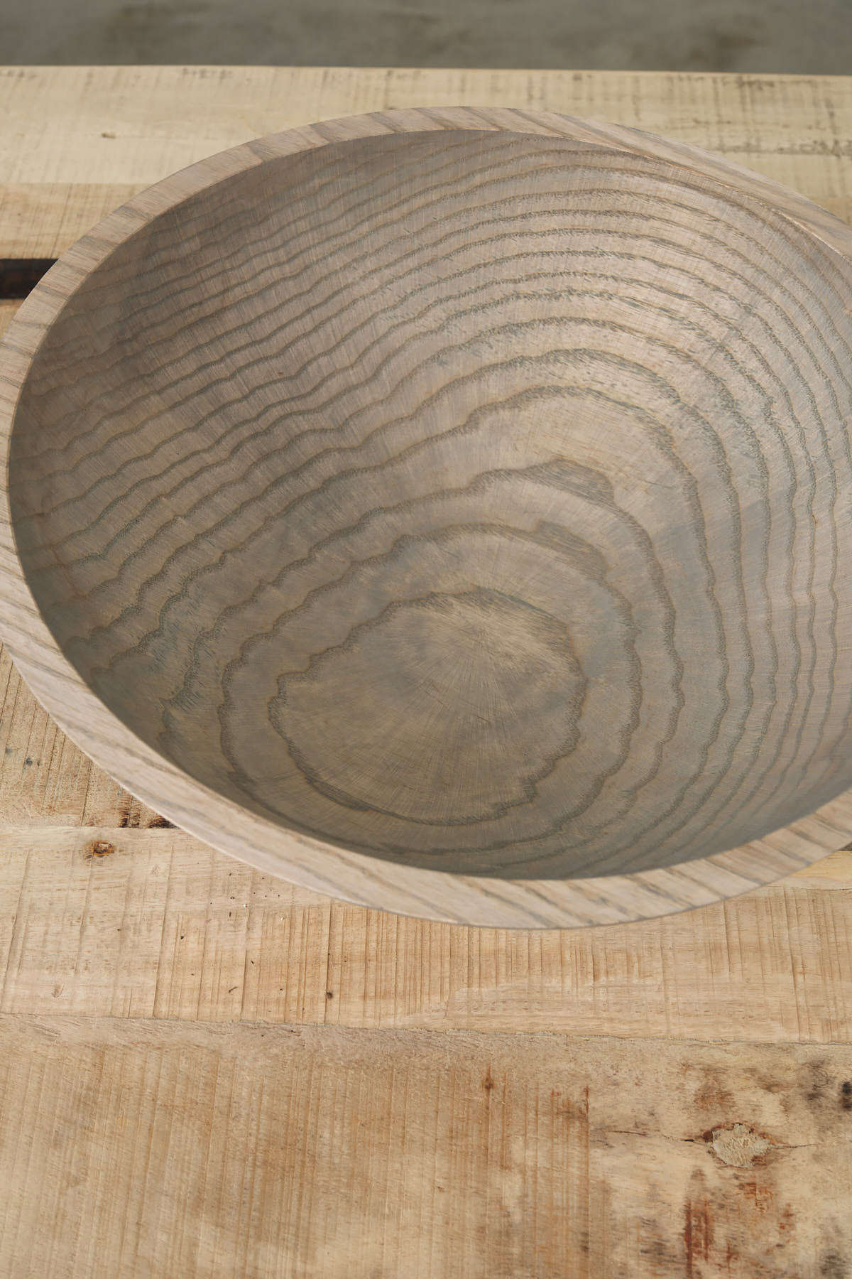 Farmhouse Pottery Home Kitchen Serving 17" Crafted Wooden Bowl
