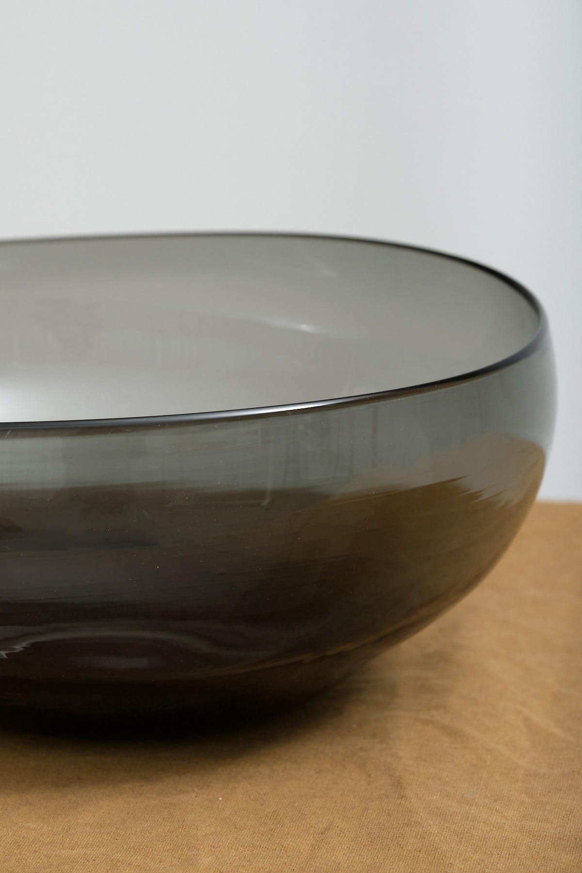 Gary Bodker Designs Home Kitchen Serving Large Nesting Bowl