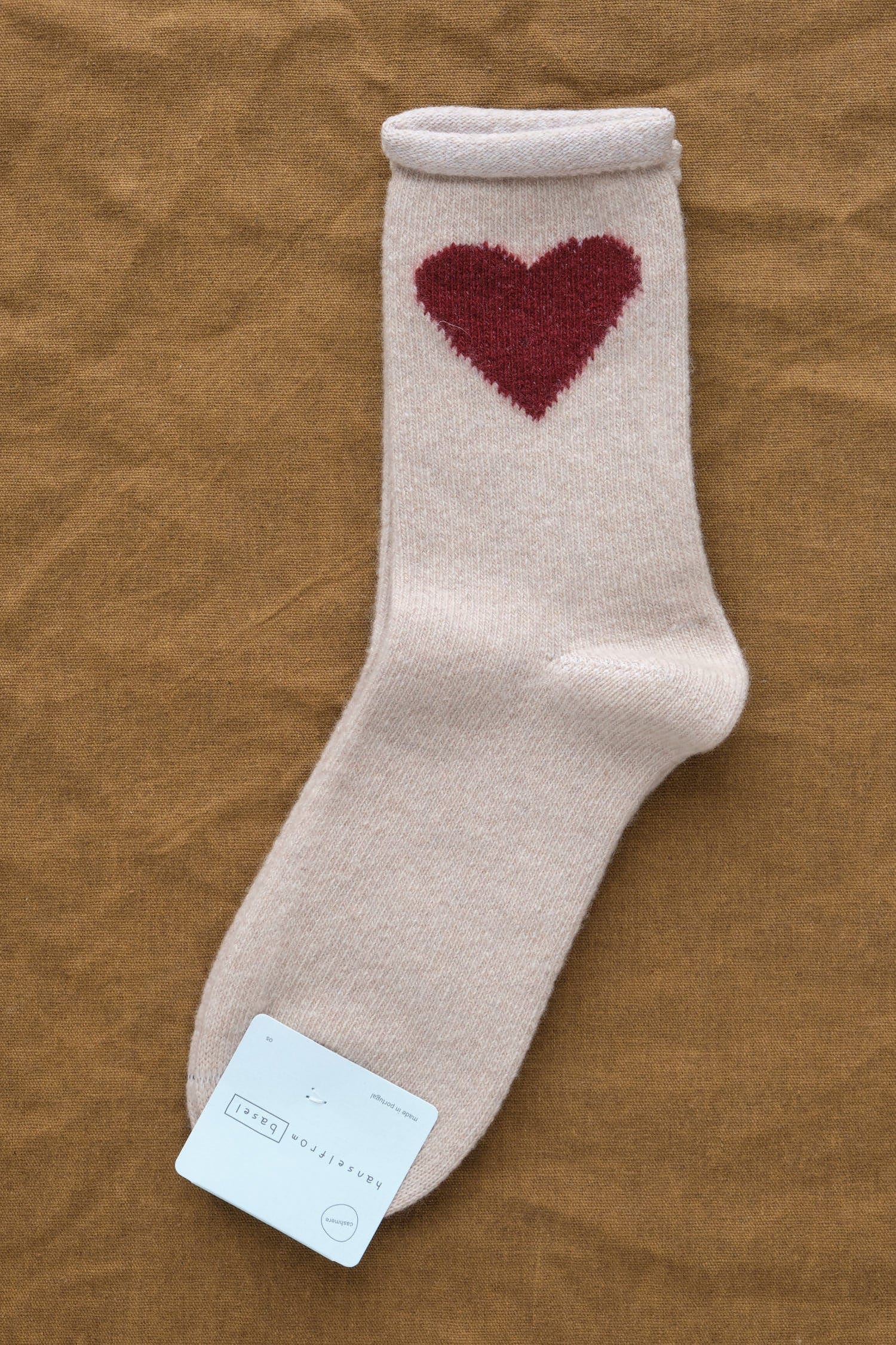 Love Cashmere Crew Socks in Beige