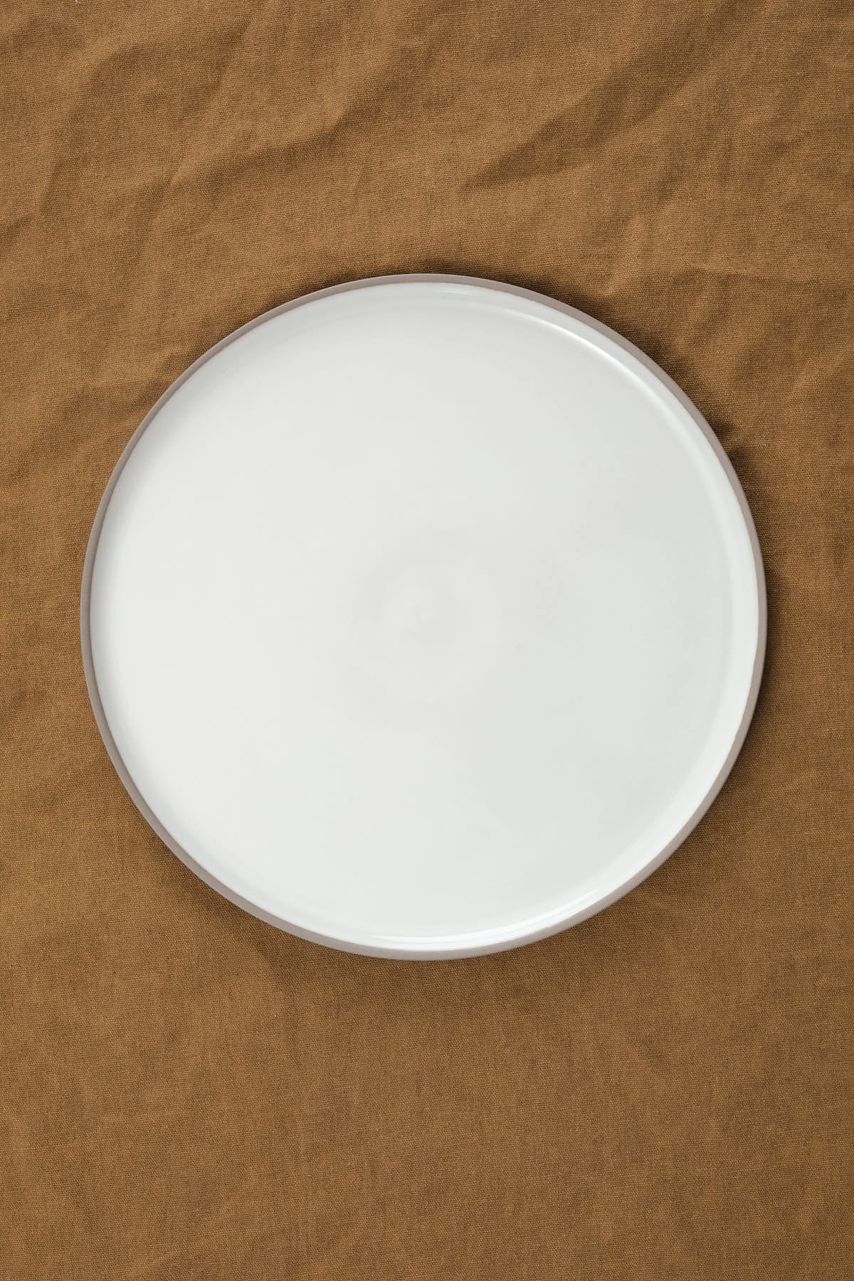 Hasami Porcelain Home Kitchen Dishware 10" Glazed Plate