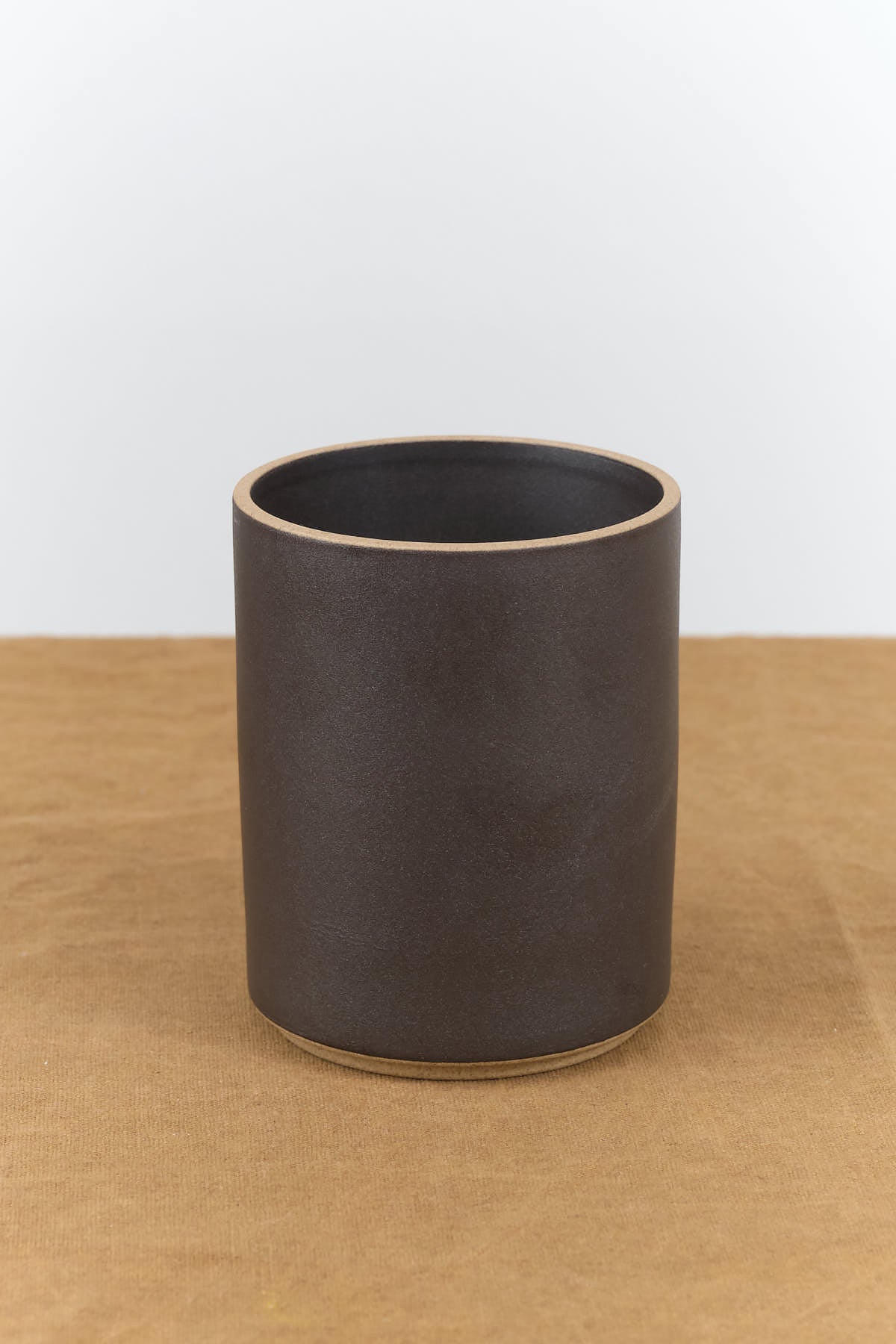 Hasami Porcelain Home CoffeeTea Container/Tumbler Black / 3 3/8" D X 4 1/8" H