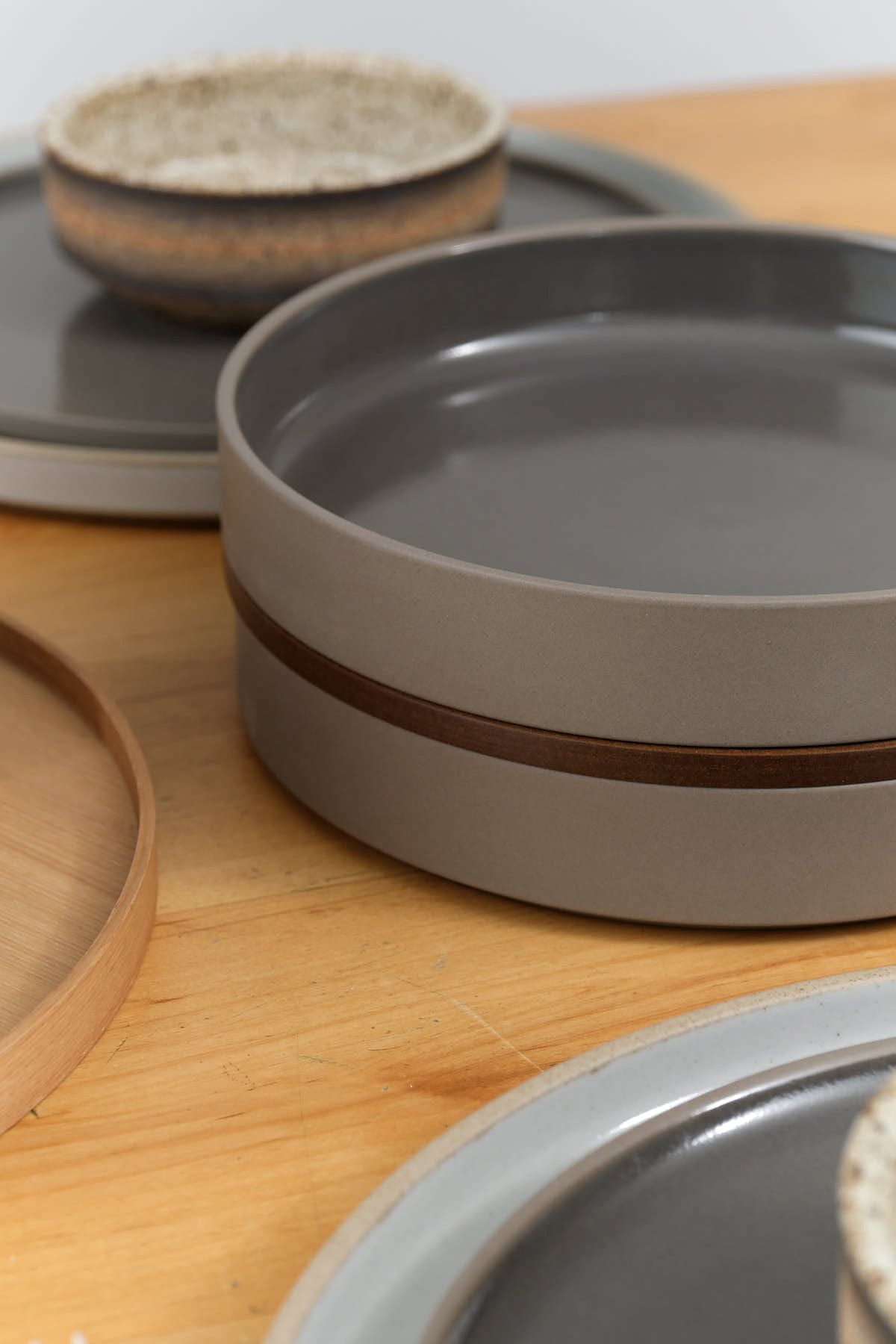 Hasami Porcelain Home Kitchen Dishware Large Glazed Shallow Bowl