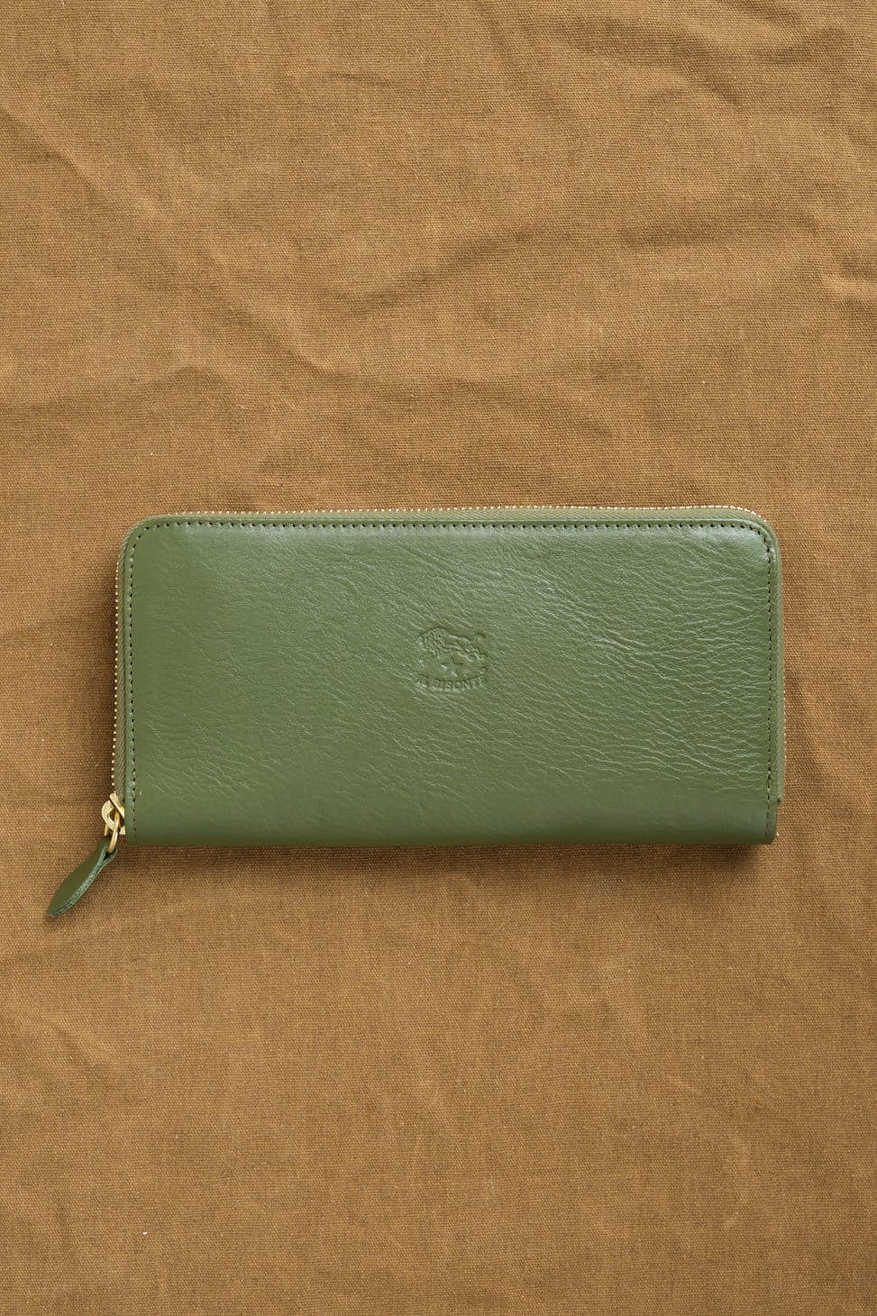 Il Bisonte Accessories Wallets Ametista Zip Around Wallet Cipresso / 7.5" L X 4" W