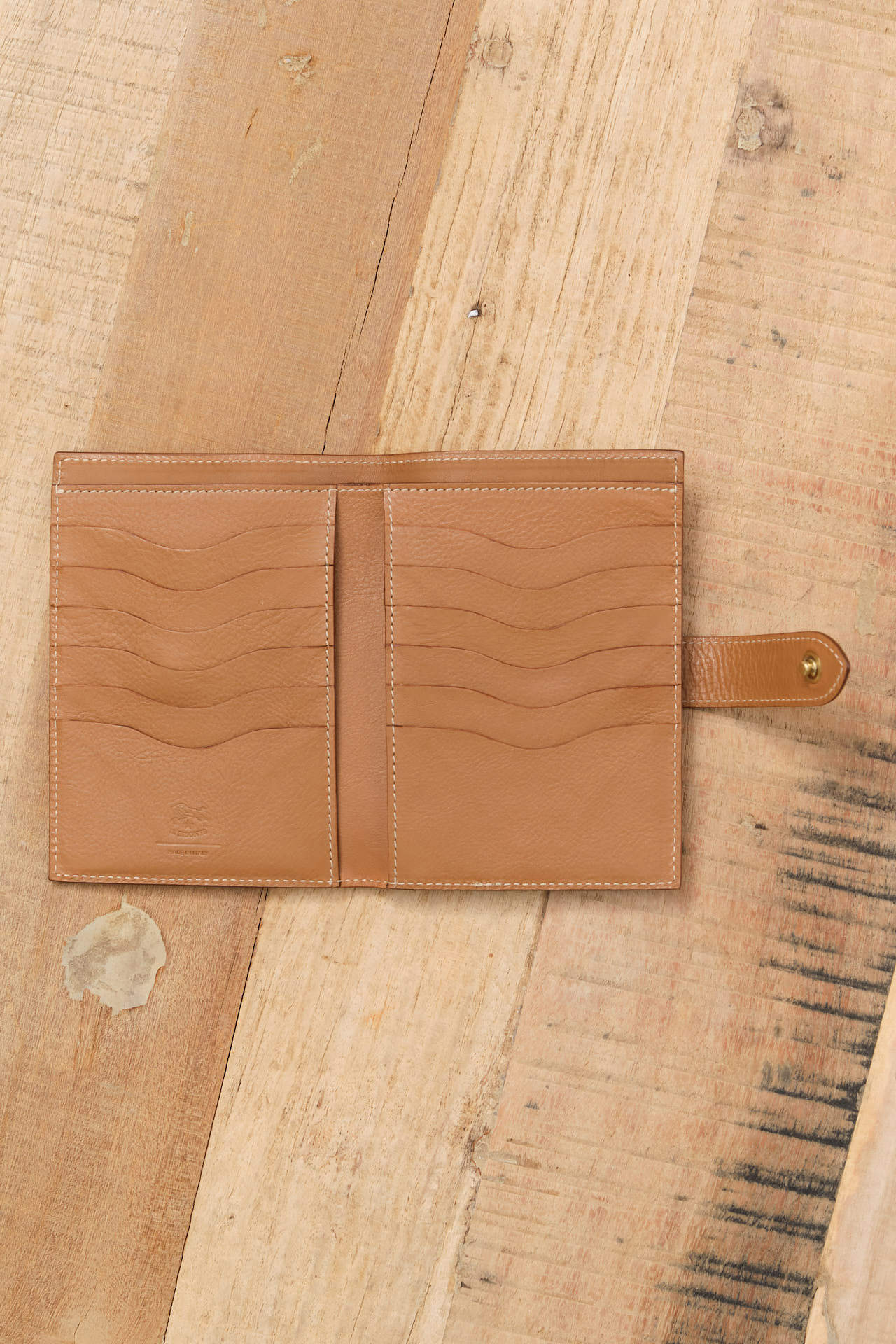 Il Bisonte Accessories Wallets Archivio Wallet in Gianduia Gianduia / 5.5" L X 4" W X 0.5" D