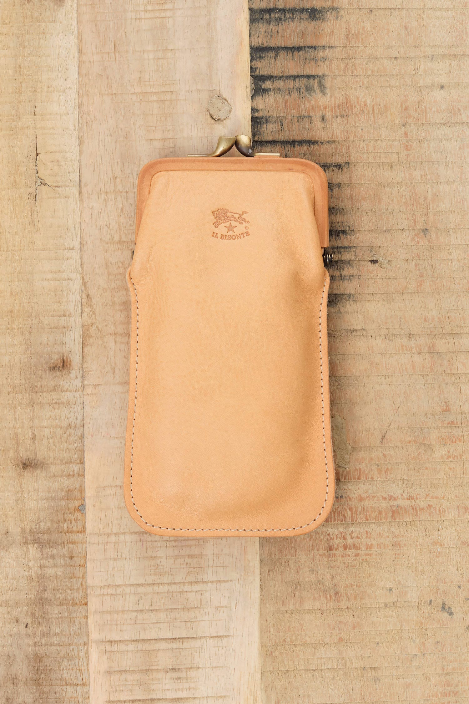 Il Bisonte Accessories Sunglasses Glasses Case in Naturale Naturale / 6.75" L X 3.5" H X .75" D