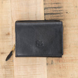 Il Bisonte Accessories Wallets Medium Classic Wallet in Nero Nero / 4.25" L X 3.5" W X 1.25" D